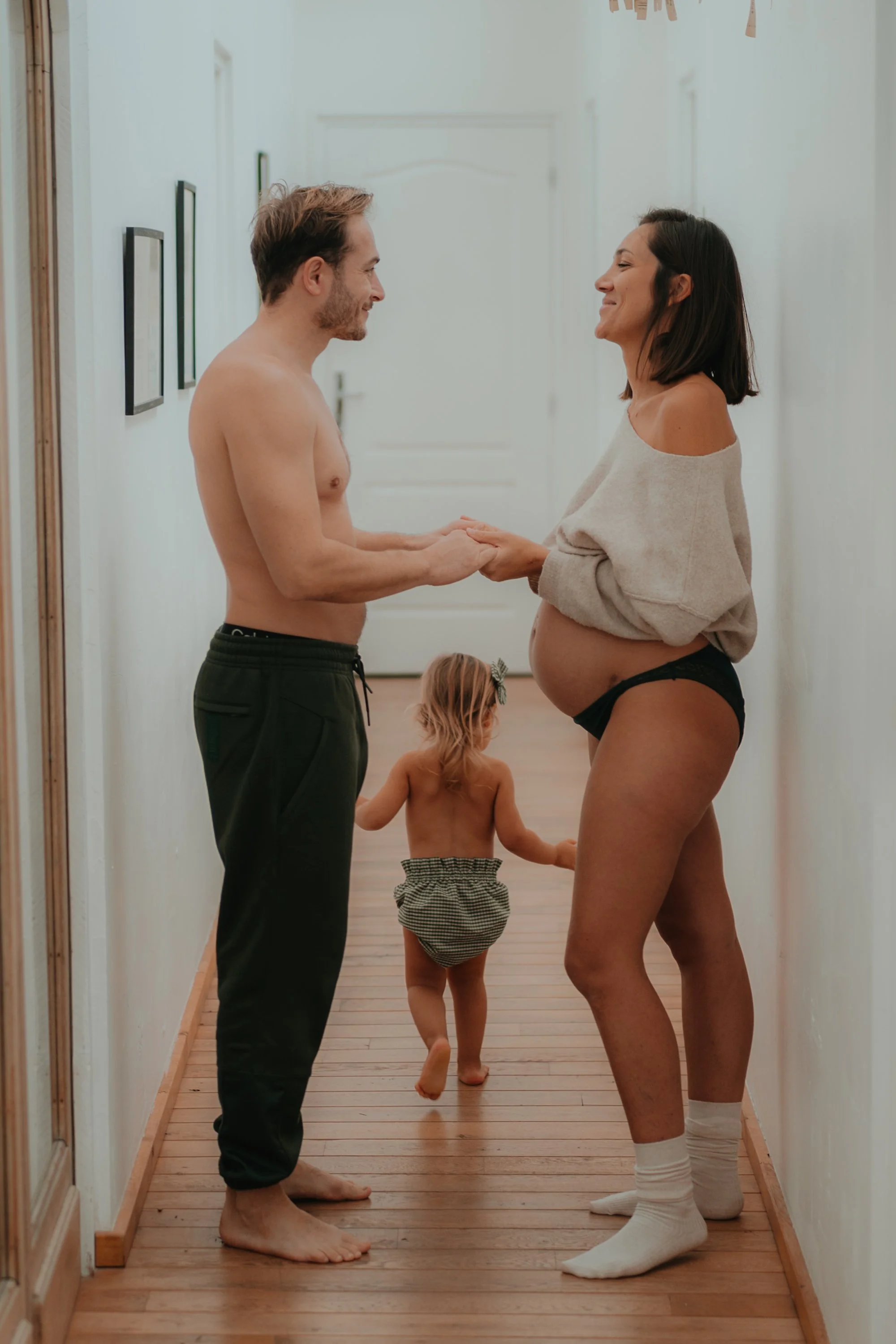 Photographe naissance lifestyle dans les Bouches-du-Rhône Vaucluse Aix en provence