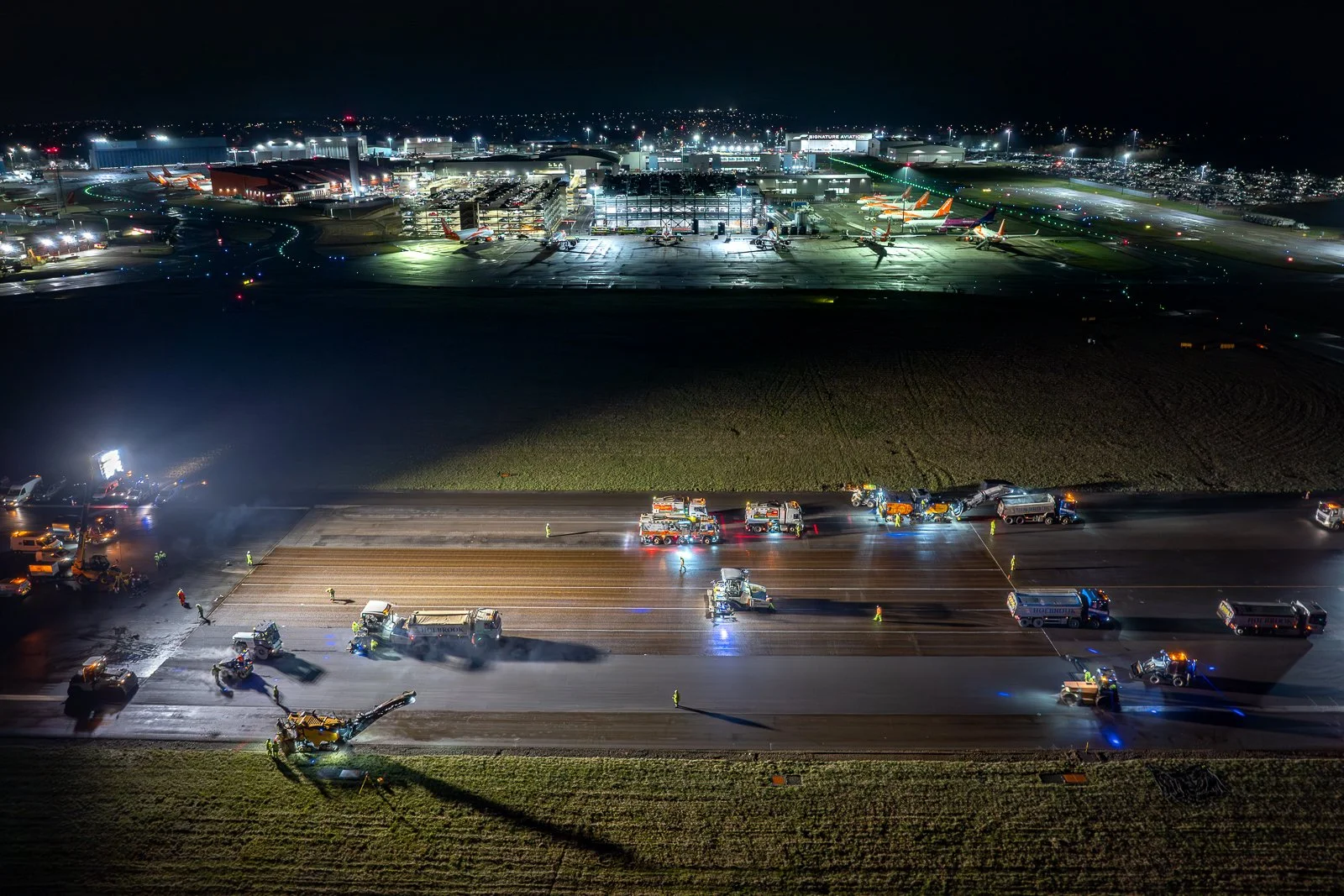 Lagan Runway Resurfacing Luton Airport by LHCP Feb26_low-85.jpg