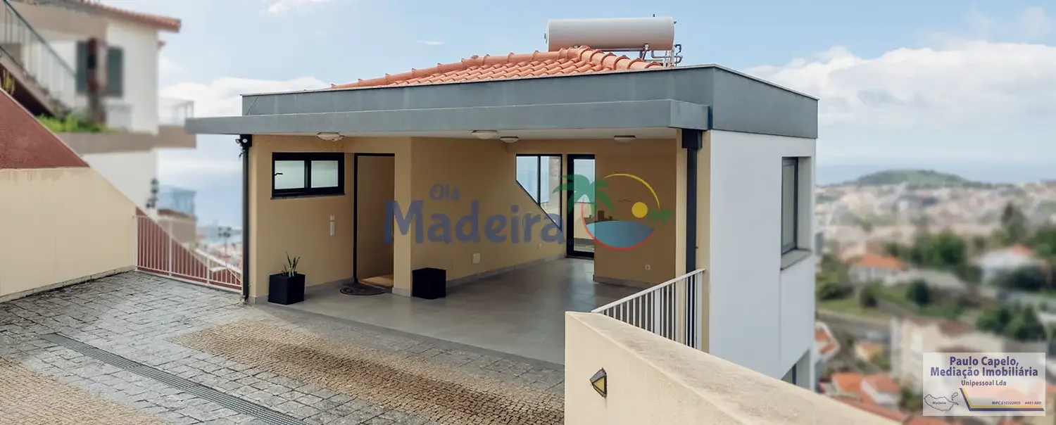luxury-villa-for-sale-madeira-6.webp