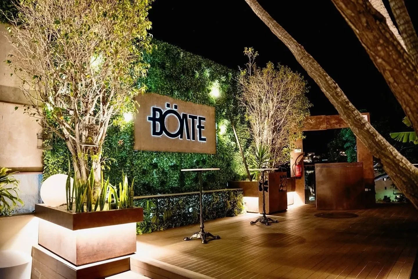 Böate Pub &amp; Disco Club