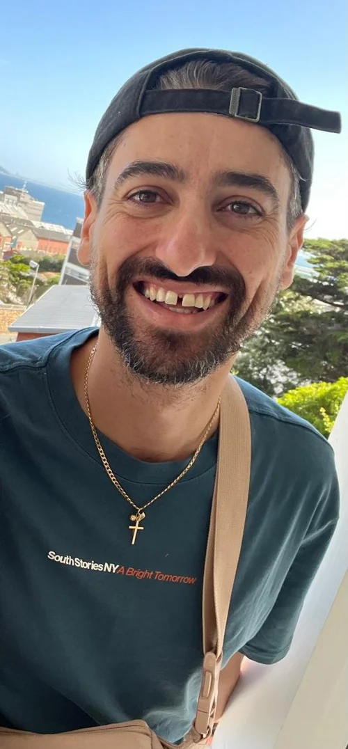 Damian, host at Ol&aacute; Madeira