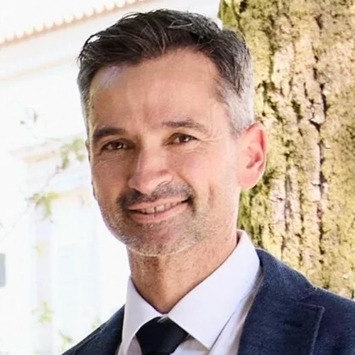 Dominic, host at Ol&aacute; Madeira