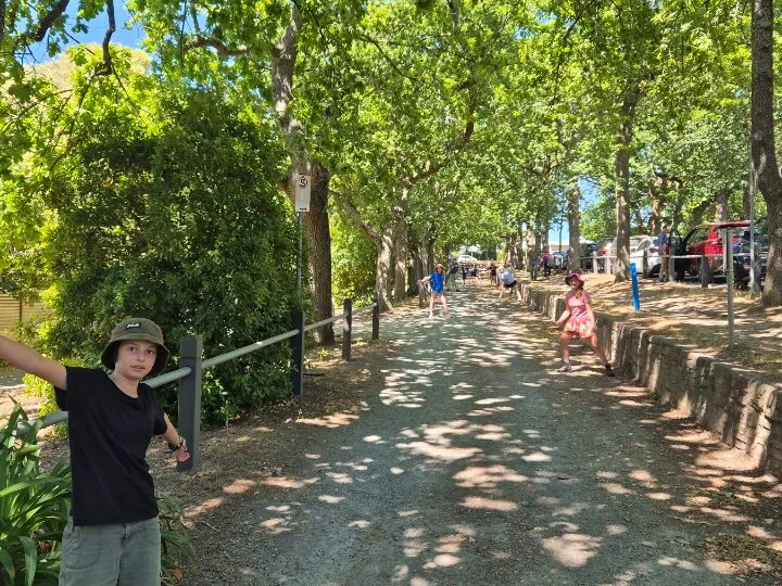 Ben's Bandits-Safe distance-8.jpg