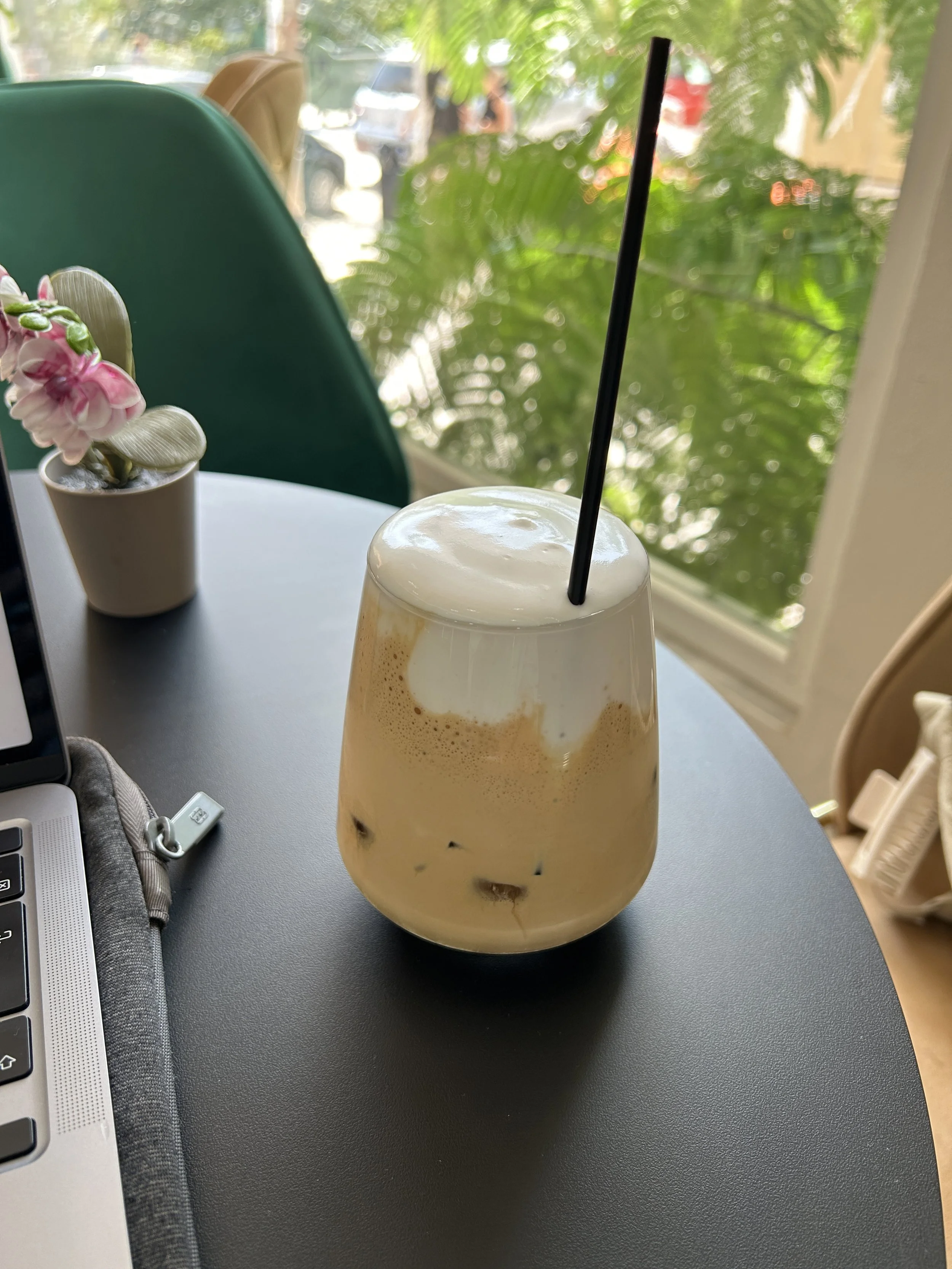 Fredo Cappucino @Gold coffee