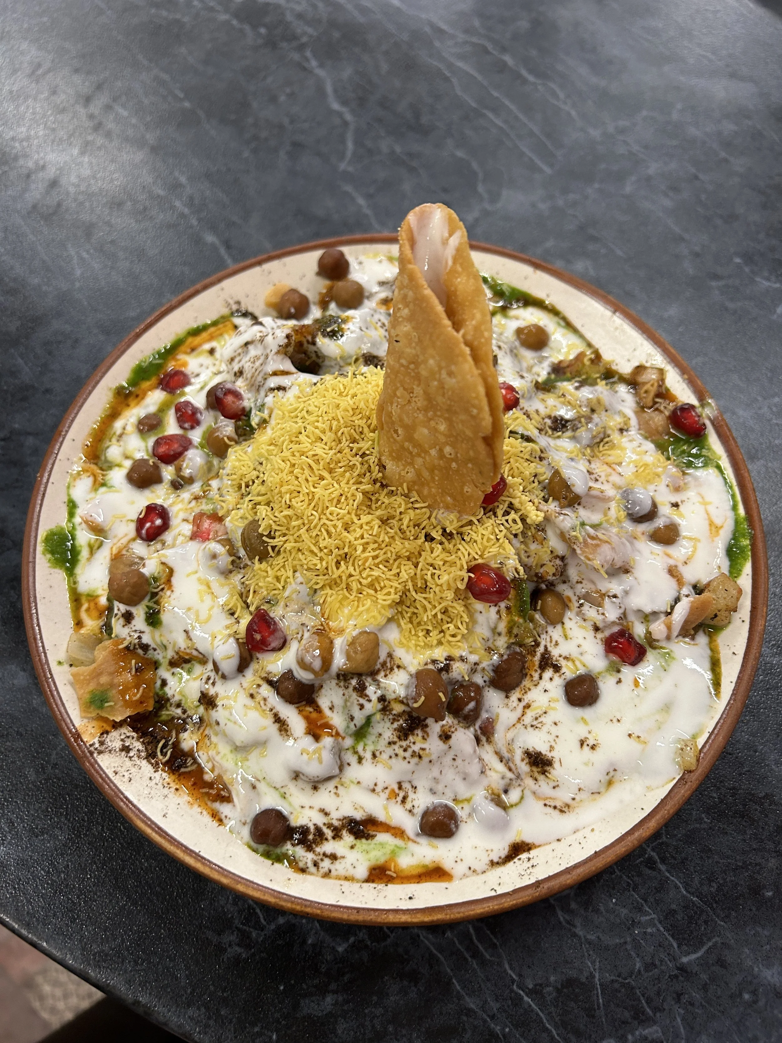 Samosa chaat