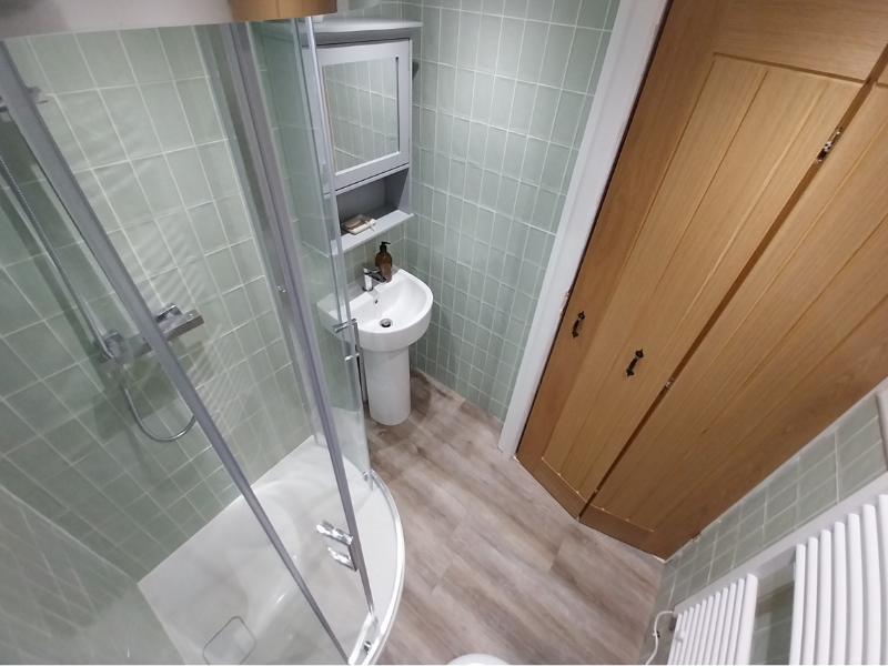 bathroom 1.png