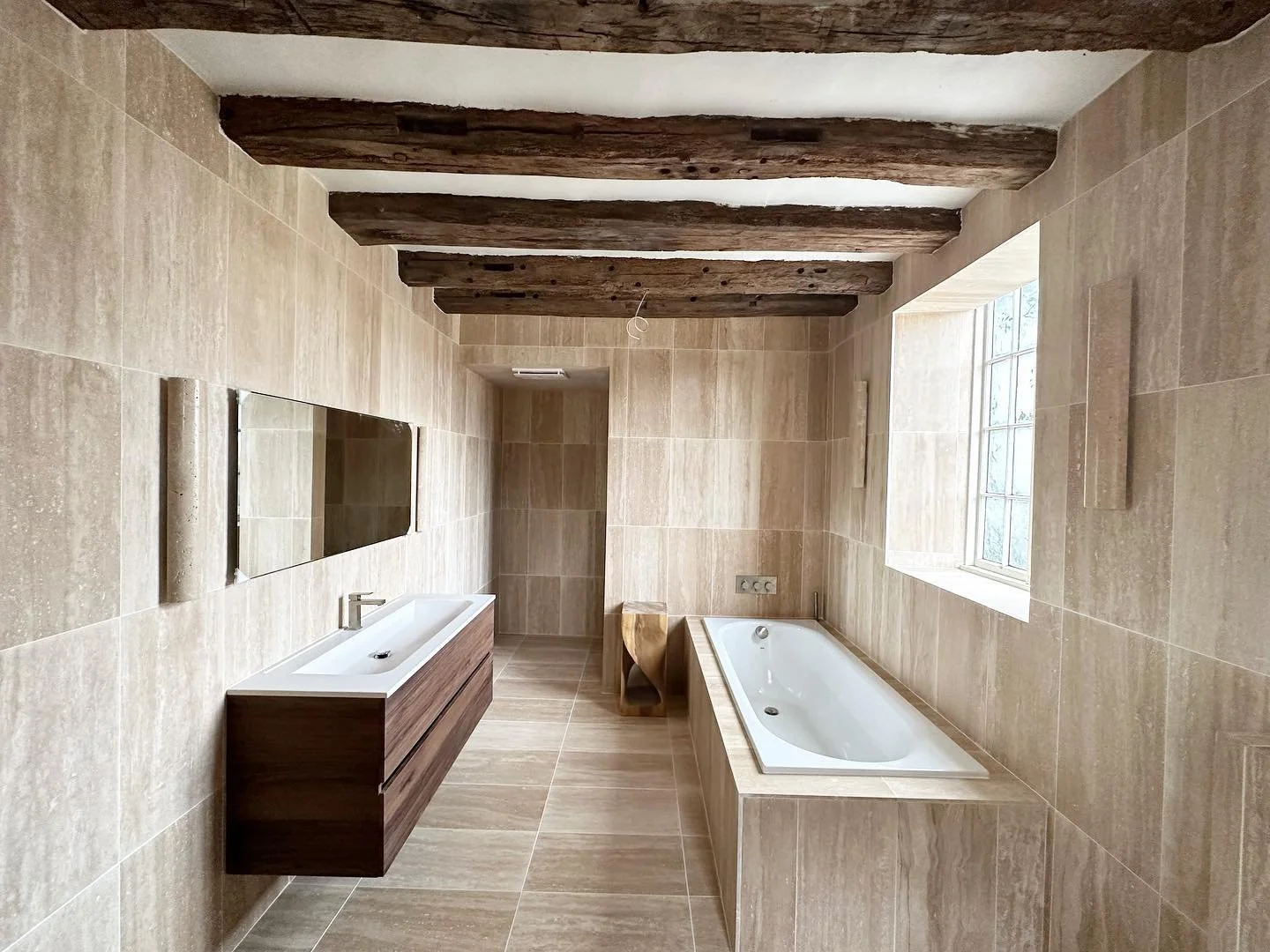 Bathroom - 80% completed.

#Travertine #bathroom #EveryDayImHustlin #construction #womeninconstruction #teamwork #labor #loveconstruction #engineer #engineering #webuildthiscity #architecture #architect #architectinconstruction #contracting #furnitur