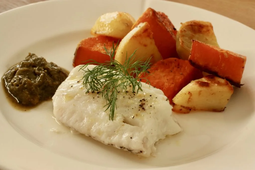 Alt - i - ett Ovnsbakt torsk med rotgrønnsaker (4 porsjoner)