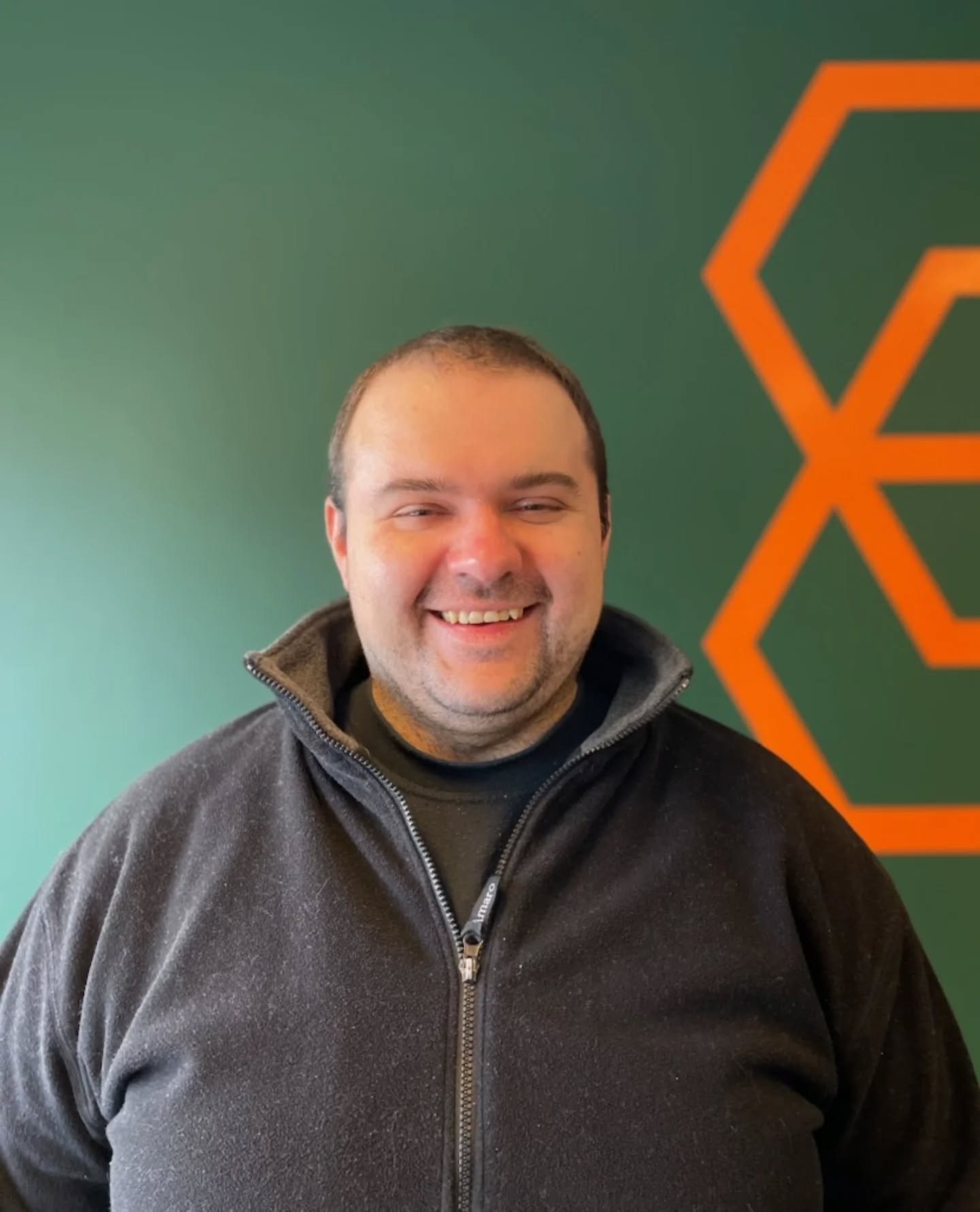 Dette er Ivan, 
medlem nummer 287 p&aring; Fontenehuset Ullensaker🧡

HVEM ER DU?
Jeg er en blid og omgjengelig fyr , som liker &aring; holde meg opptatt med ting som er viktig.

Tidligere har jeg v&aelig;rt selvstendig n&aelig;ringsdrivende, drevet 