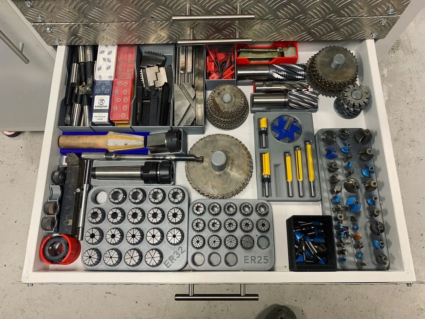 ToolTray2