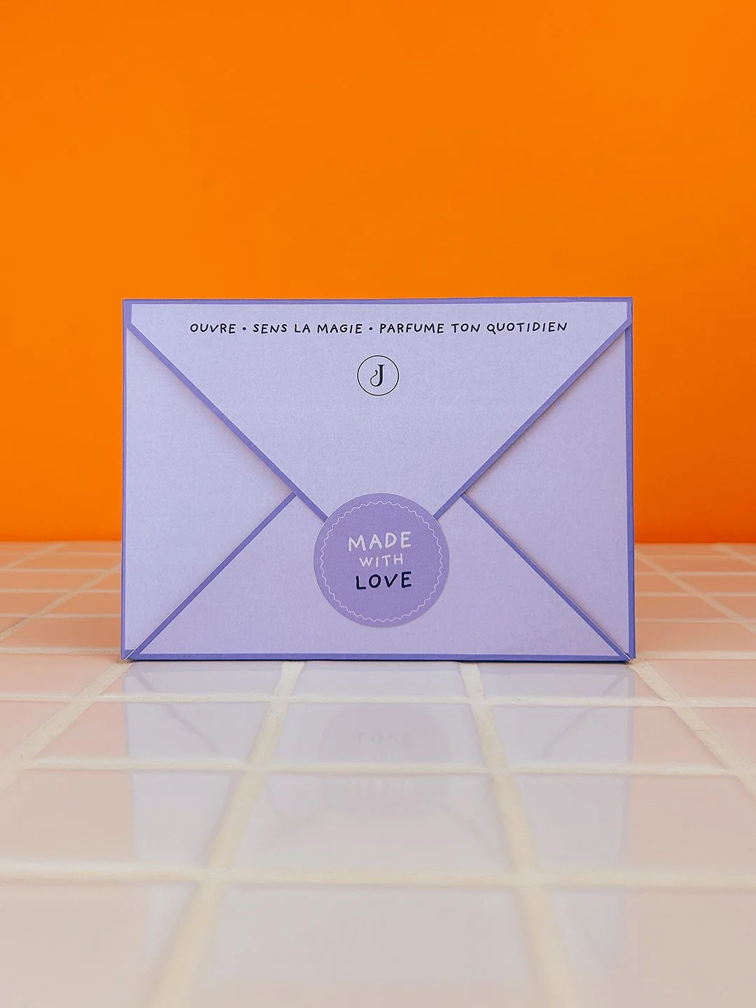 Joene_Timbre_parfumé_packaging2.jpg