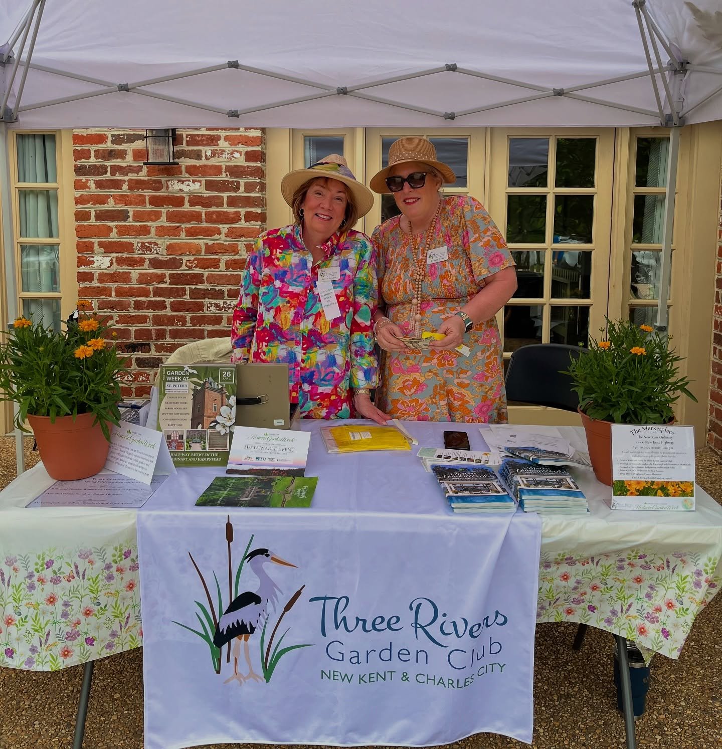 It&rsquo;s HISTORIC GARDEN WEEK tour day in New Kent!! 

Check in at The Ordinary with our amazing chairs, Bonnie Hunt and Karen Tomlin to present your tickets and get a wristband. Tour The Ordinary and shop the marketplace featuring local artists! W