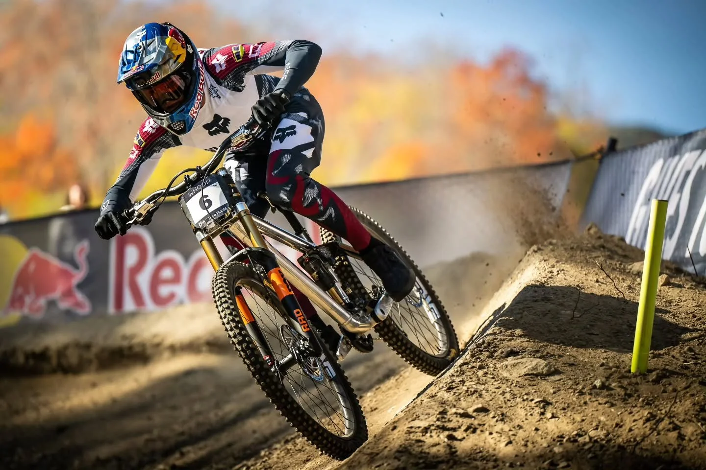 This Saturday, October 11 at 11:30am, we'll be having a World Cup Viewing Party! Come ride, watch the Mont St. Anne Downhill World Cup, and cheer on your favorite racers! We'll be streaming the Junior and Elite races.