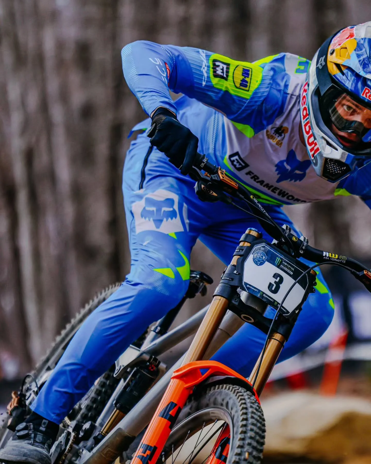 Plenty of action on the hill yesterday with pro practice kicking off! 🔥Today we open it up to all racers for practice&mdash;things are about to get even busier on the hill. Come hang out, watch some fast riding, and catch the action from up close.

