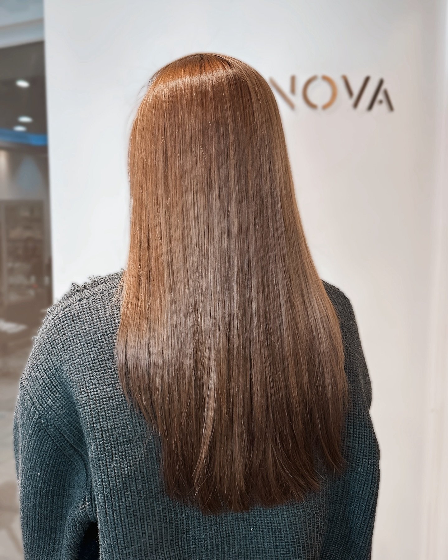 Time for a change in color? 
Come get your hair done for this season 🍂🍁

Hairstylist : @novasalon.moses 
LINK IN BIO TO BOOK 📲
