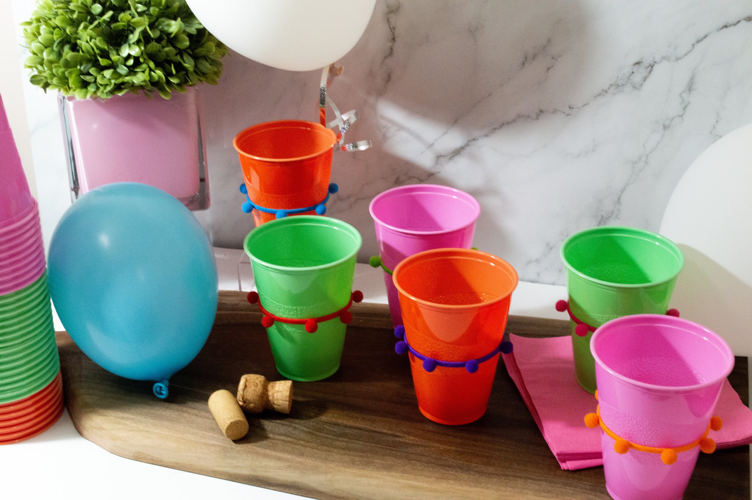 16472_Pom Pom Drink Markerssm.jpg