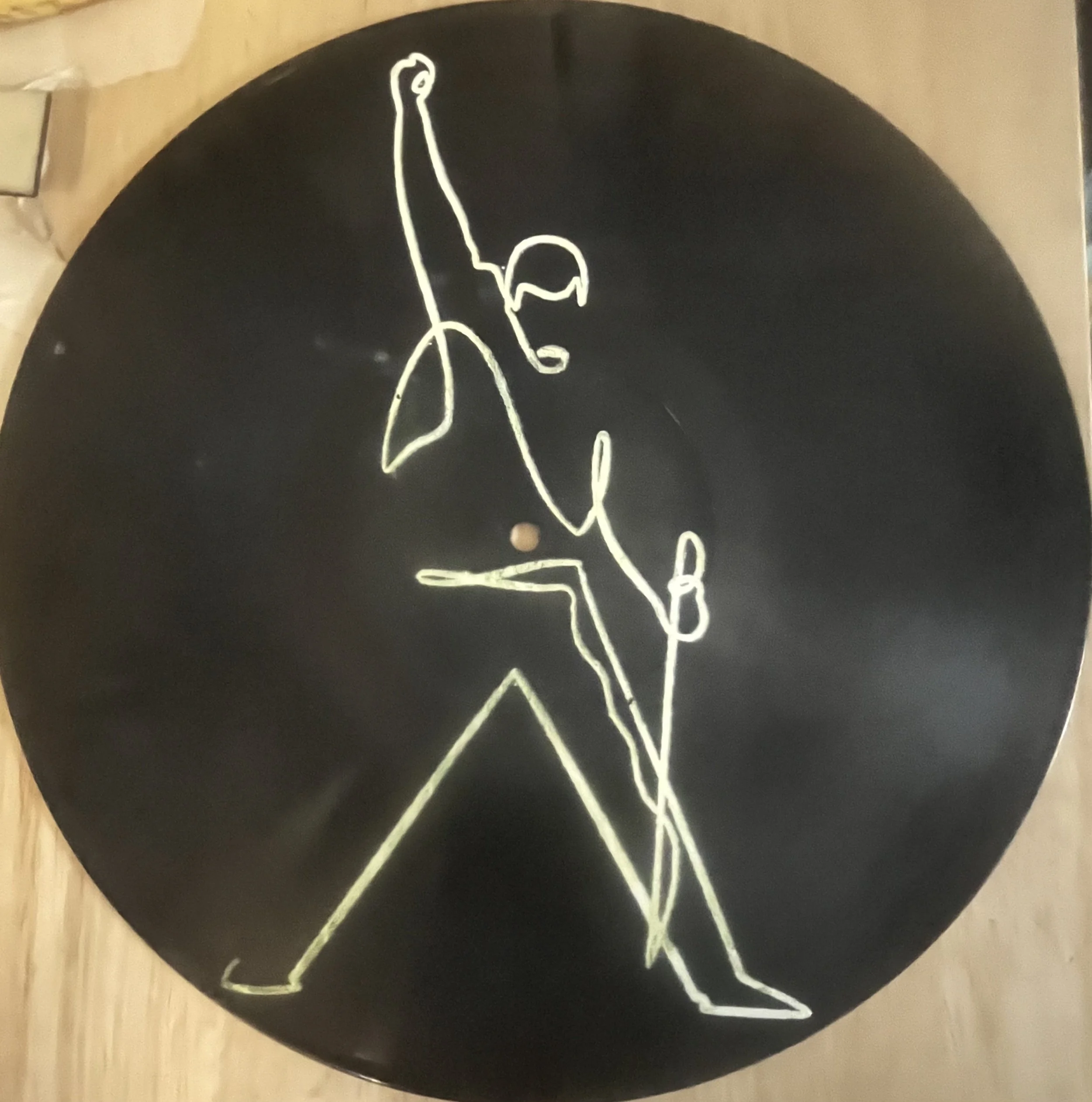 Queen_5098Friday 12th.jpeg