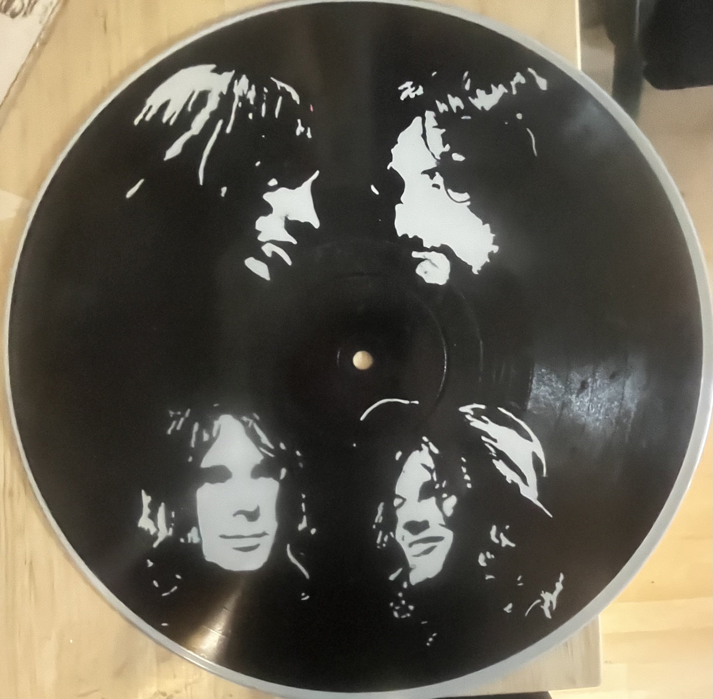 Vinyl record clock face's