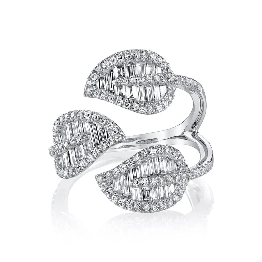 TRI_LEAF_RING_WG_900x.jpg