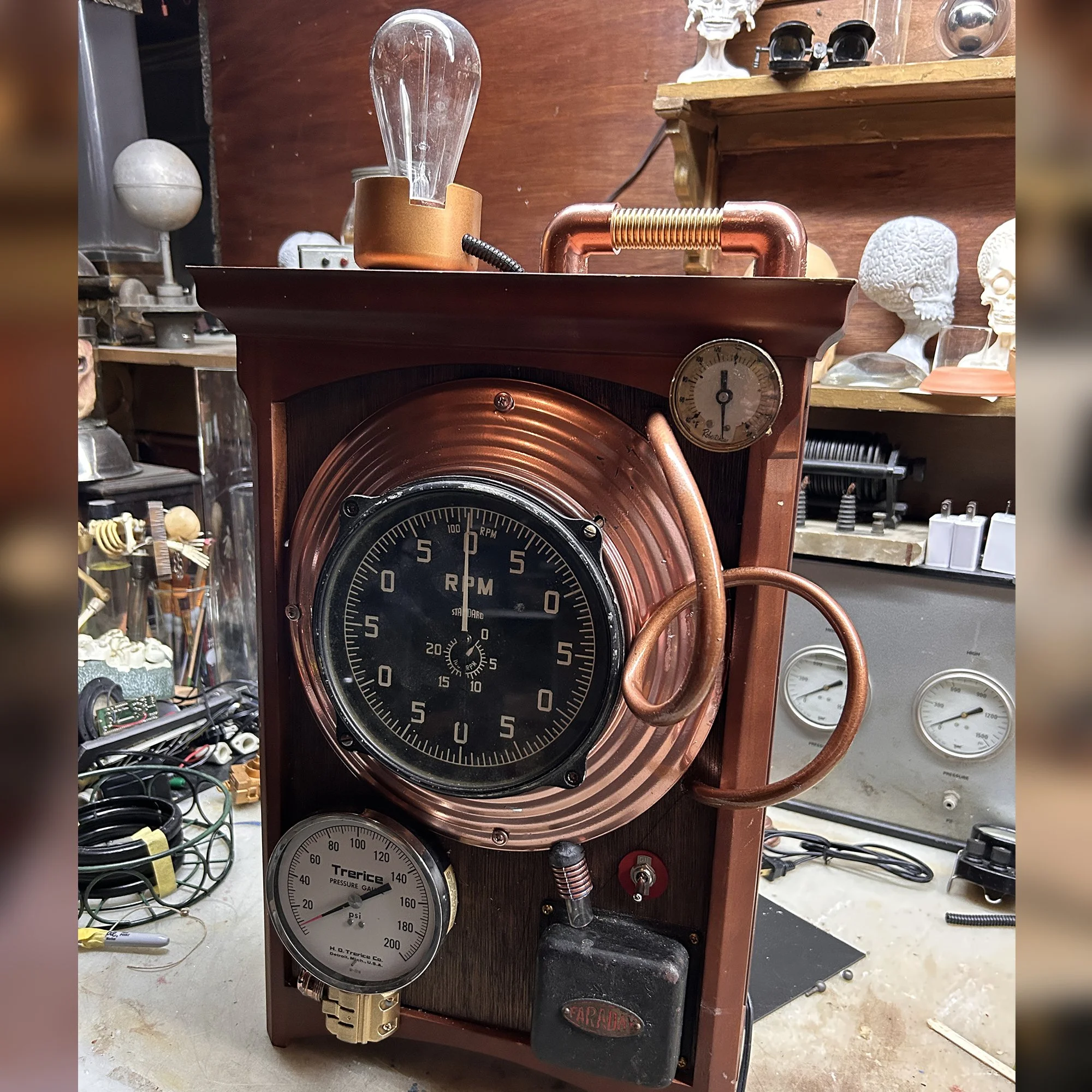 Time travel modulator model K-1769