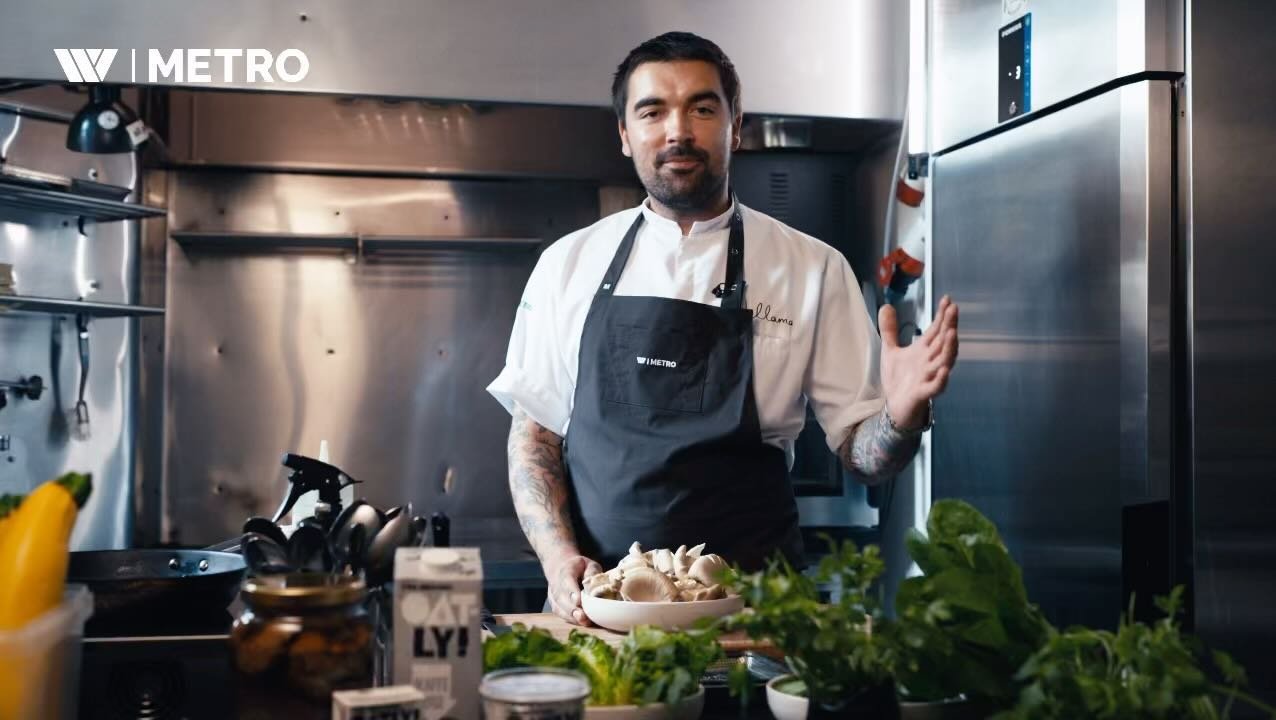 Work for @wihurimetrotukku Restaurant Wellamo’s head chef @hanninendani , designed delicious vegan recipes for the Metro vegan concept.
#ruokavideo #valokuvaajahelsinki #foodphotography
