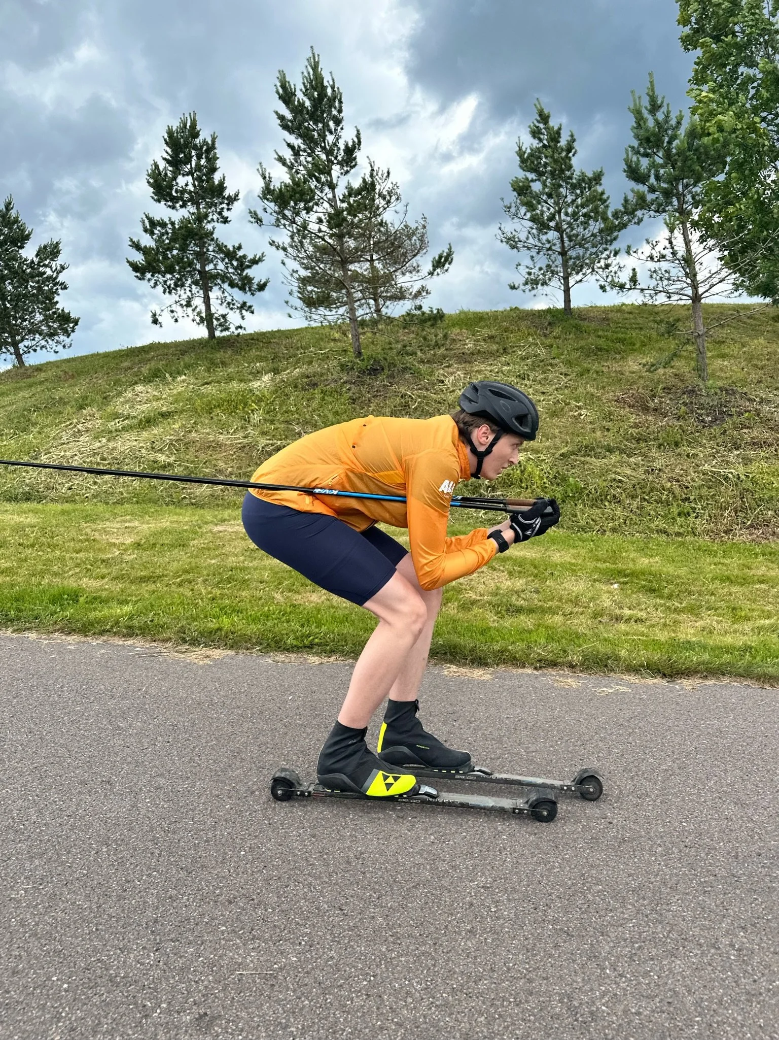 Turns on roller skis must be duller than this winter