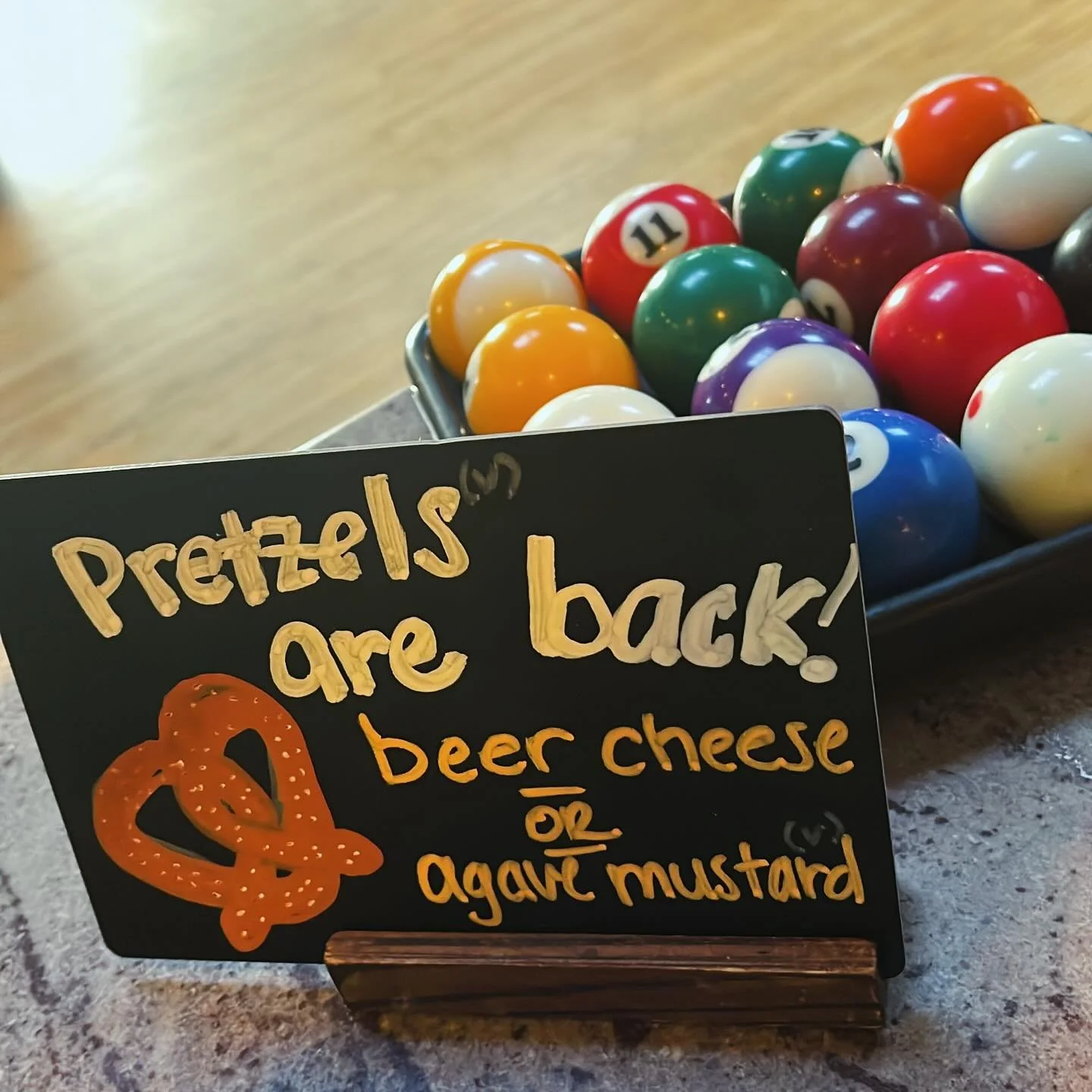Sourdough pretzels are back in stock!! Enjoy a warm pretzel with spicy beer cheese or vegan agave mustard 🤤 🥨