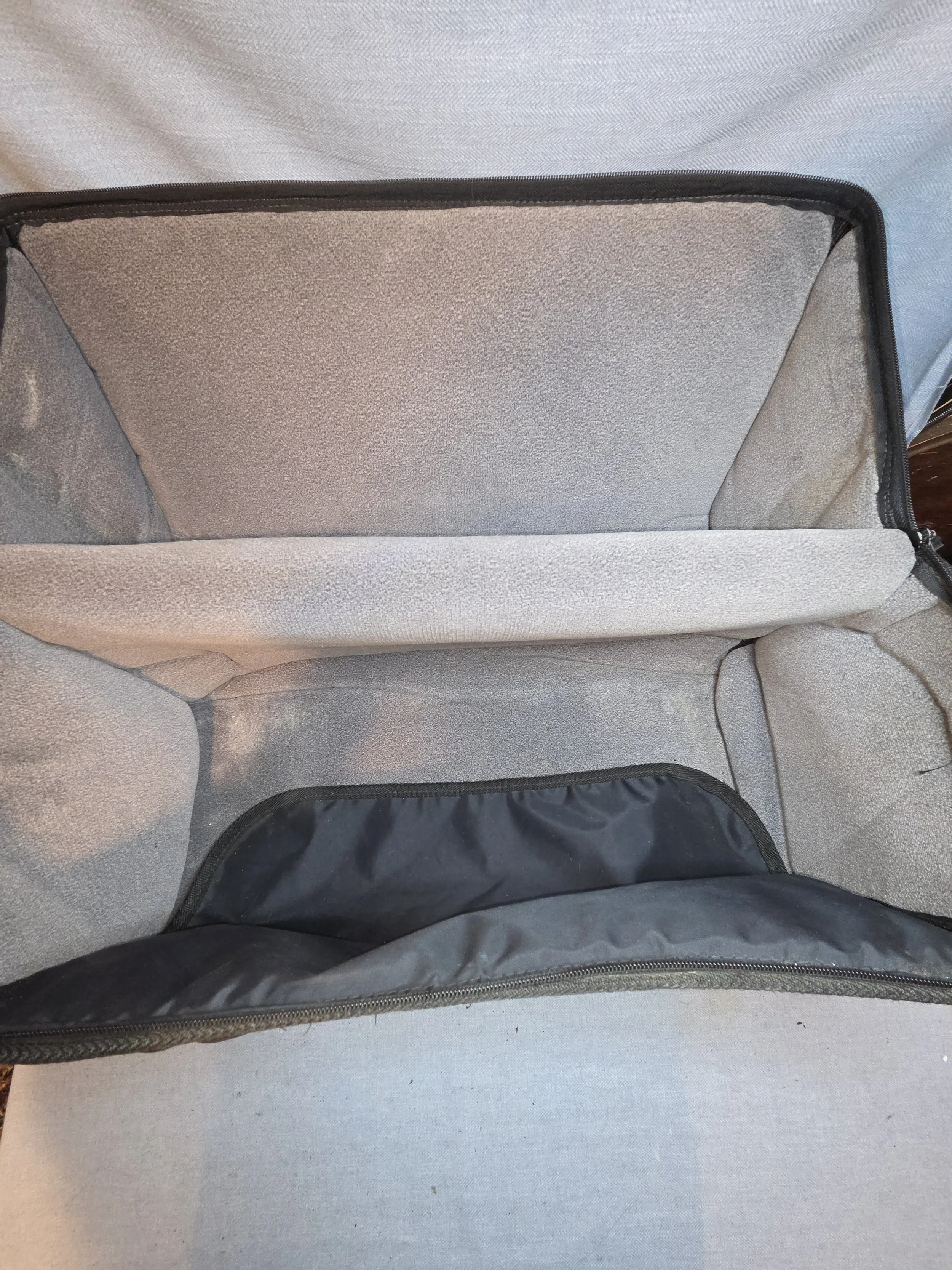 Accordion Gig Bag inside.jpg