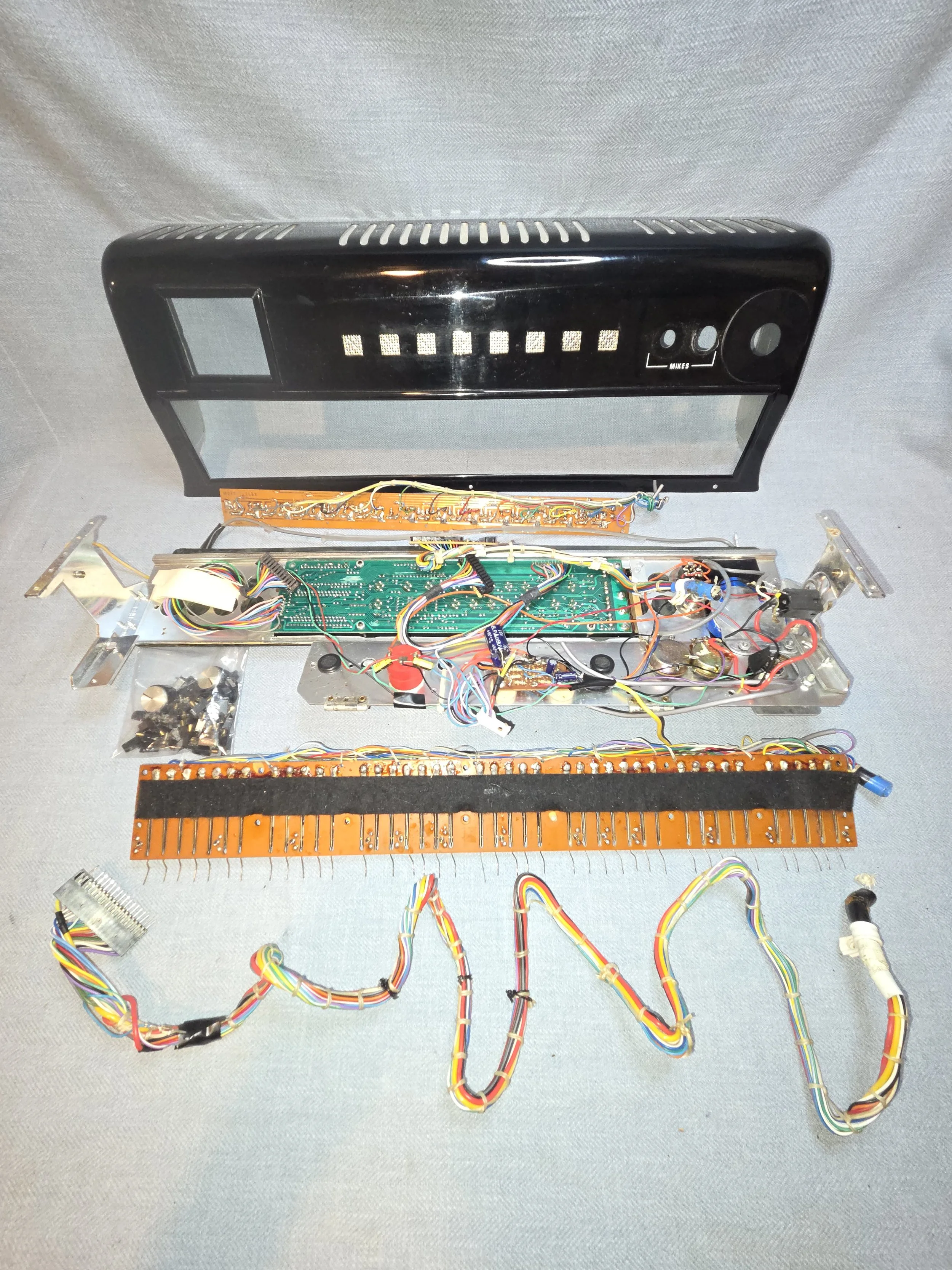 Vox Master Saturn Parts.jpg