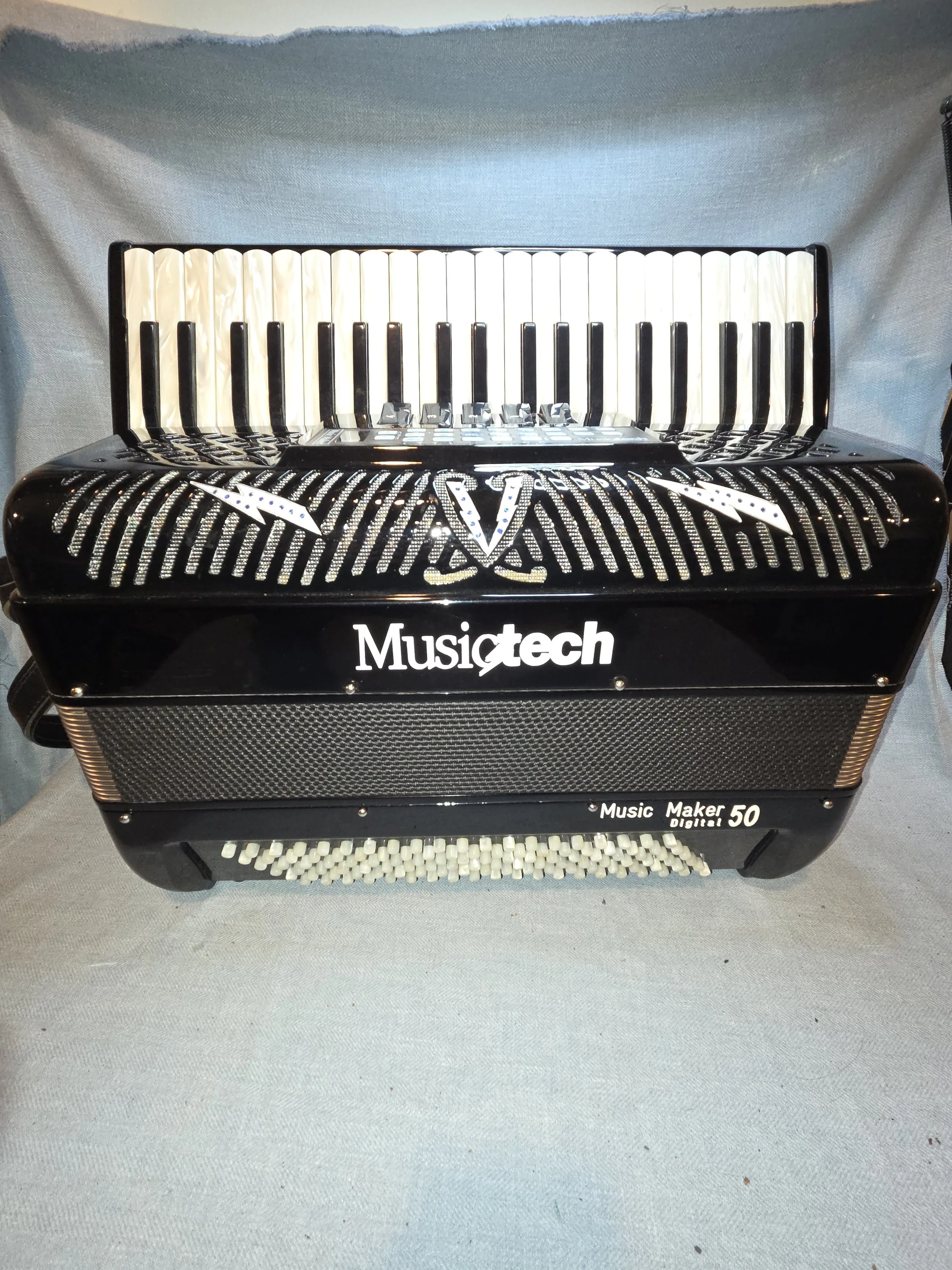 0031 Musictech Music Maker Digital 50