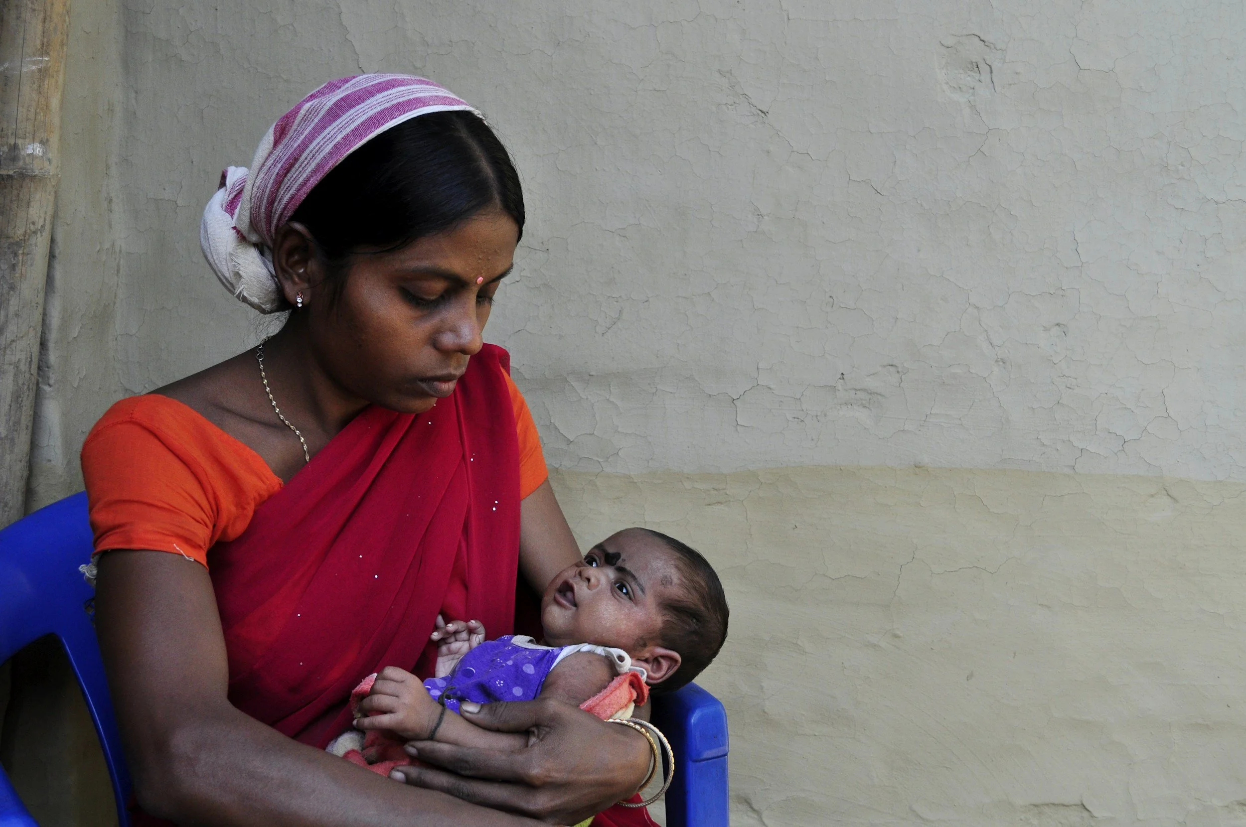 When “New Mom Stress” Is More Than Stress: Signs It May Be Time for Therapy