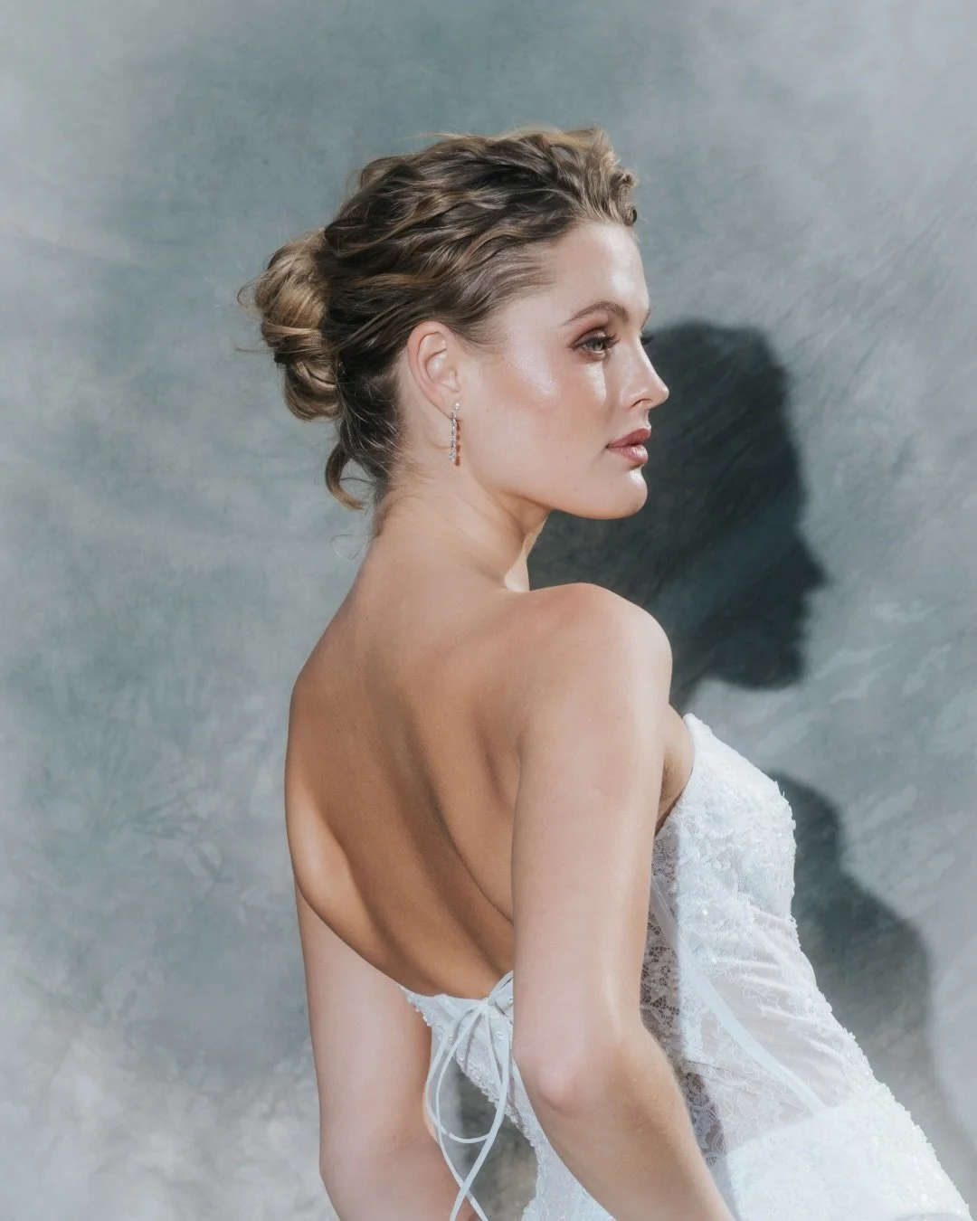 ✨

Concept/Photography: @jocaptures.weddings
Concept/Decoration: @dp_weddings
Hair &amp; Make-up: @nataliepaulikat @natalie_stylingundflorales
Flowers &amp; Stationery @aesthetic.atelier___
Model: @veelouma @seedsmanagement
Dress: @emylibrautstudio
L