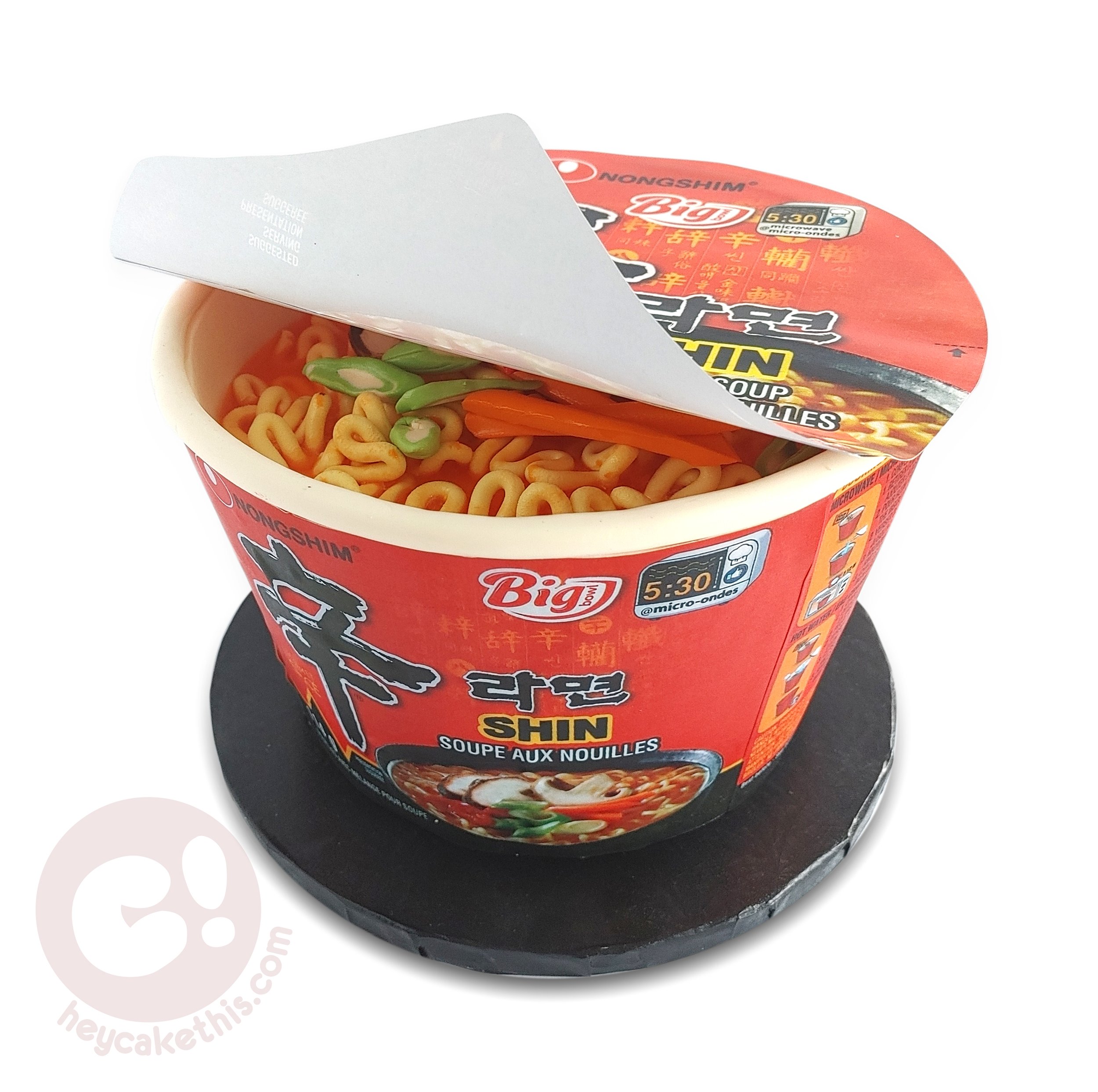 Shin-Ramen-3D-sculpted-bowl-noodle-02.jpg