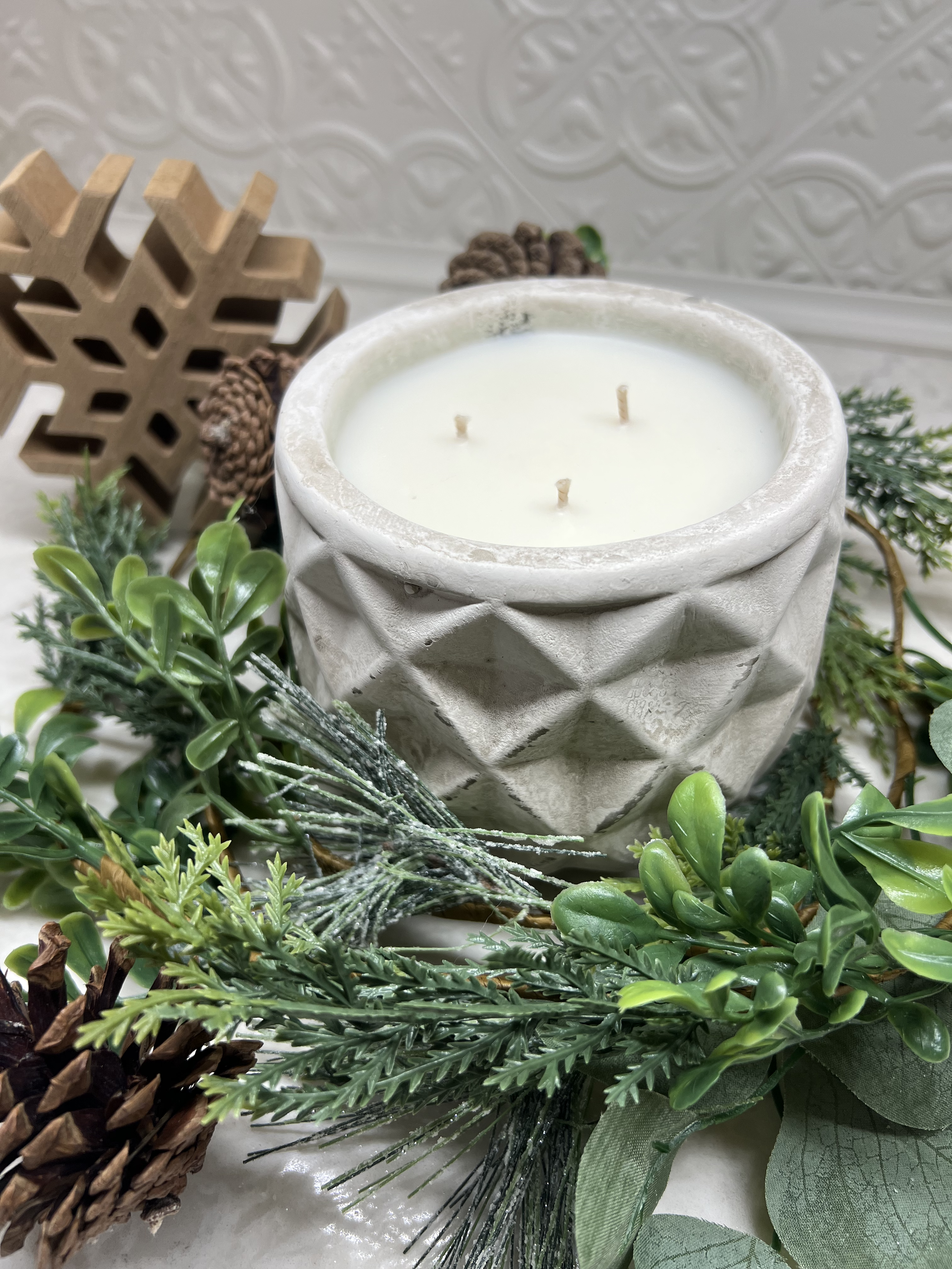 Holiday Concrete 3-Wick Candle