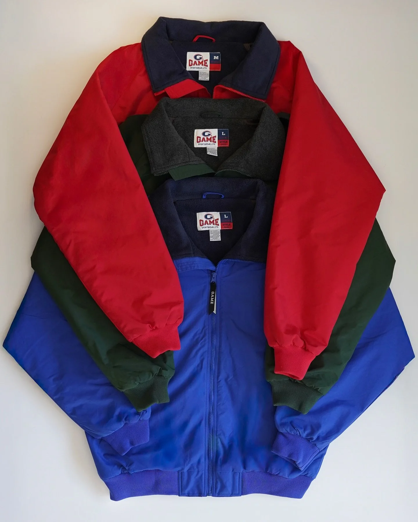 Built for three seasons 🤝 Worn in all four.
The #9400 Three Seasons Jacket &mdash; available now at the link in our bio.