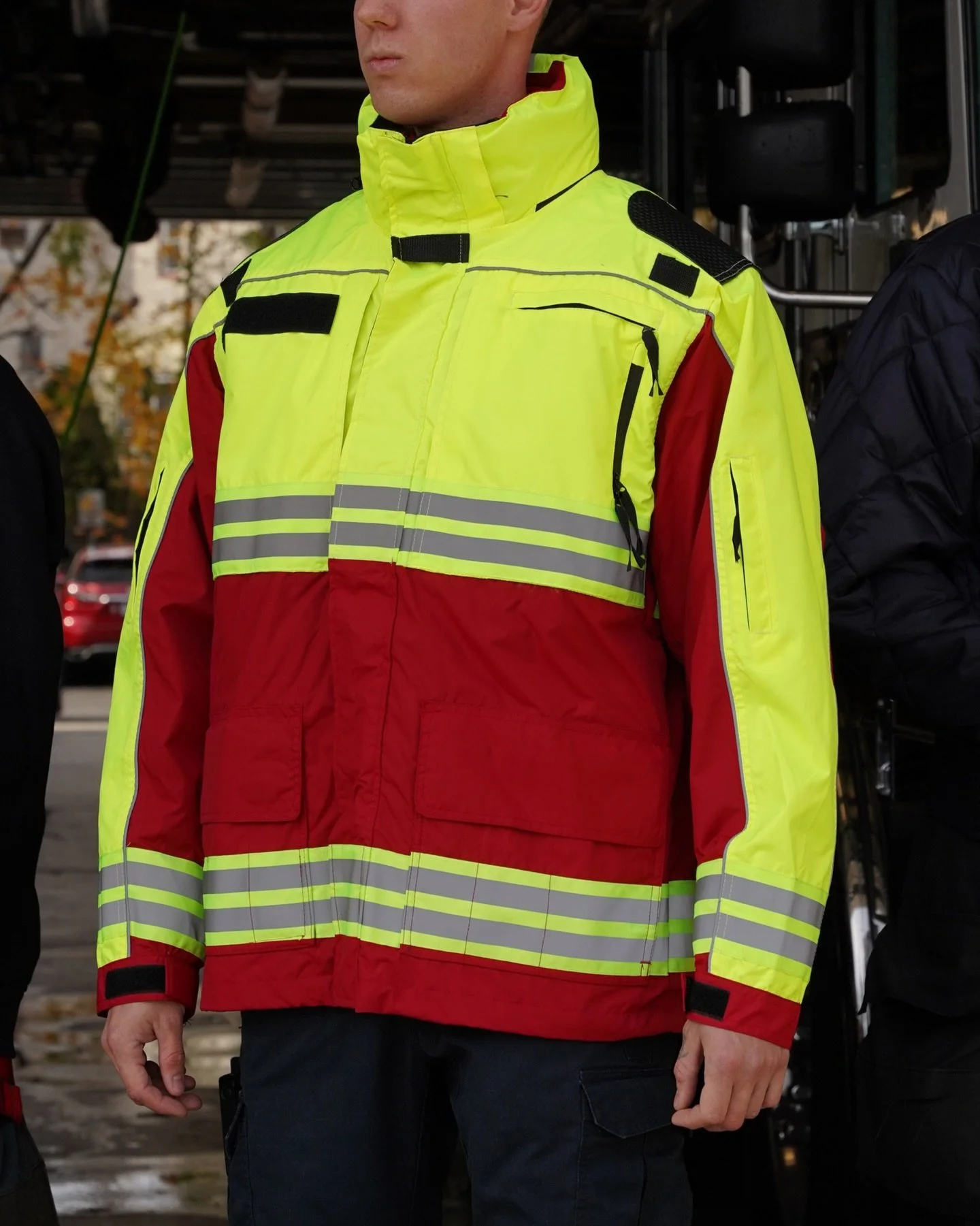 Rain yesterday. Snow today. Who knows what&rsquo;s next.
The #3555 Rescue Jacket is made for all of it, because we all know the job doesn&rsquo;t stop for the weather. 👏

#GAMEApparel #AmericanMade #HighVisWorkwear