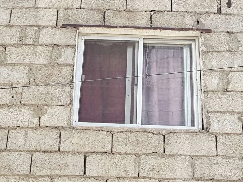 METAL SILLS 