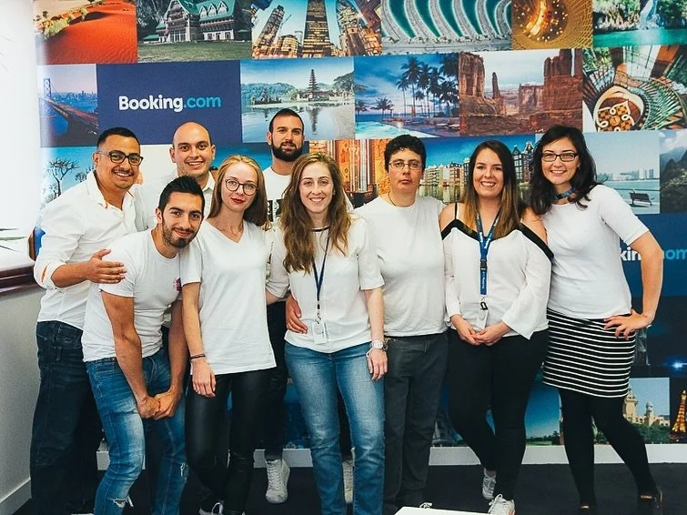 The OG TCATS, a lovely bunch of highly skilled and equally highly motivated Customer Care professionals, this team was on fire exceeding all targets for @bookingcom in Cambridge 🔥

#highperformingteams #customerexperience #customercare #mentorship #