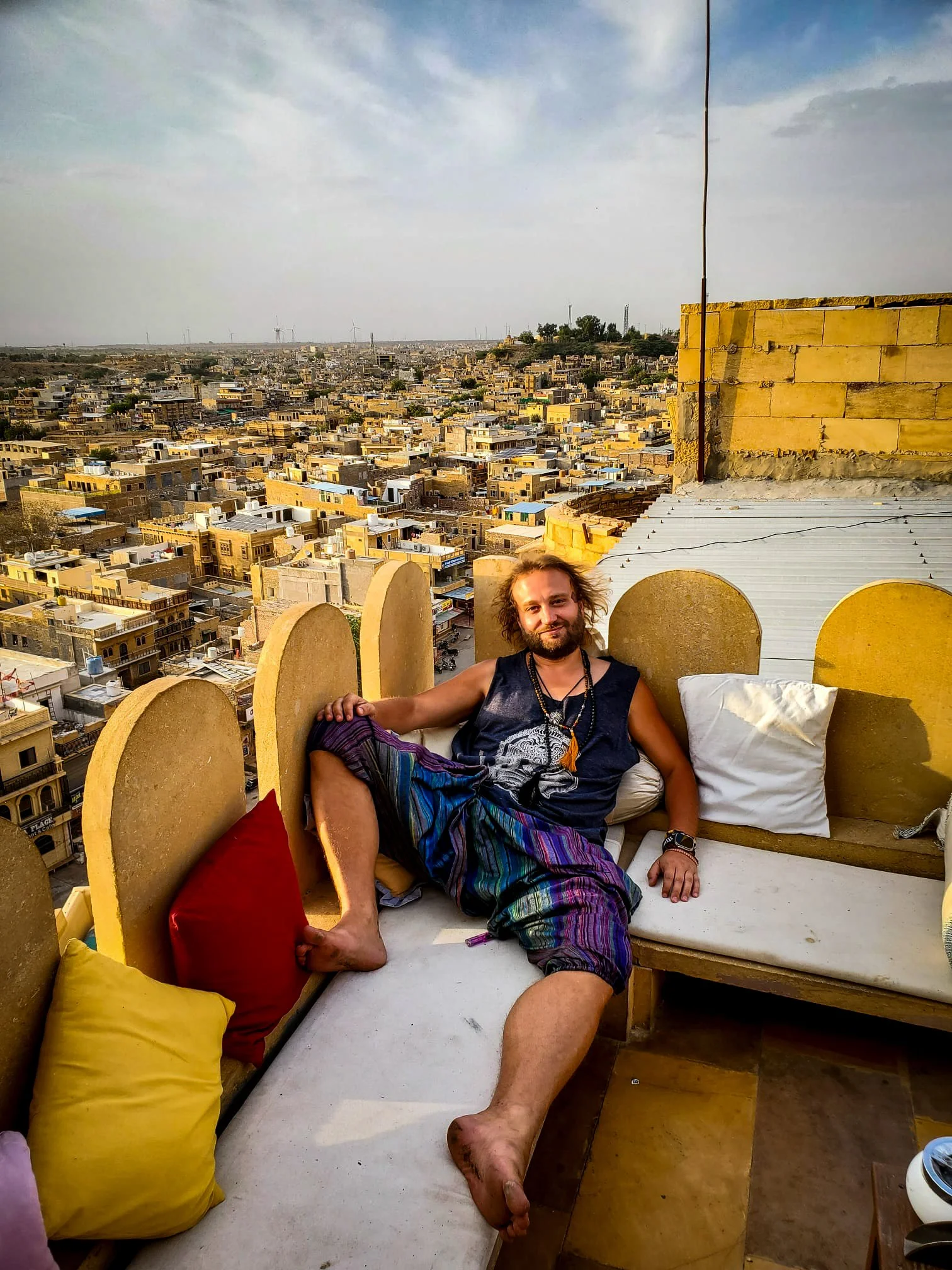 artist Jadoo relaxing in India