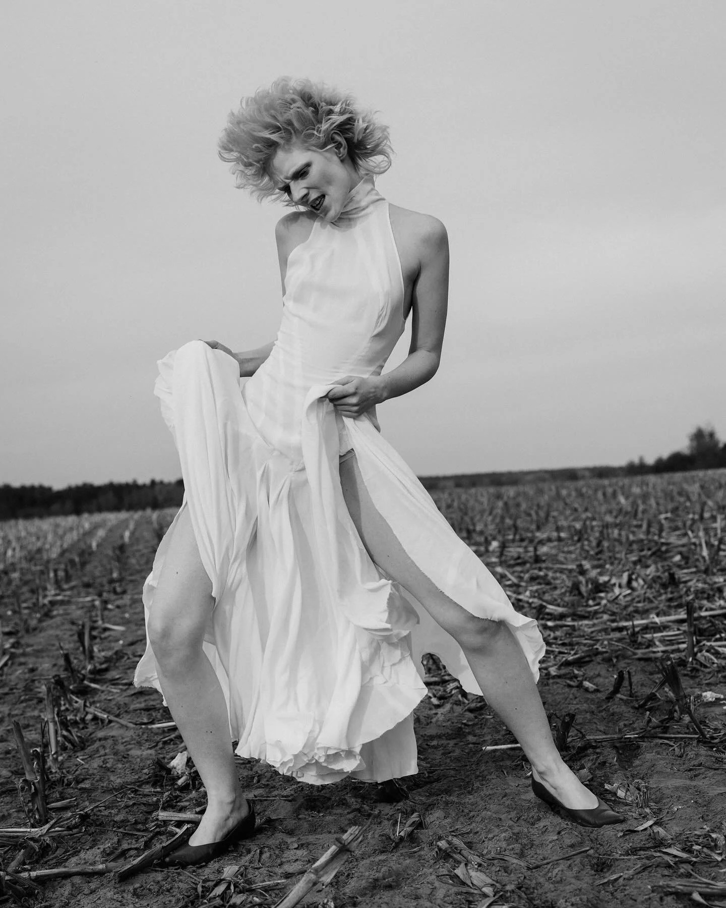 Red shoes in black and white by @alexjurban 🤍 @elodie.carstensen