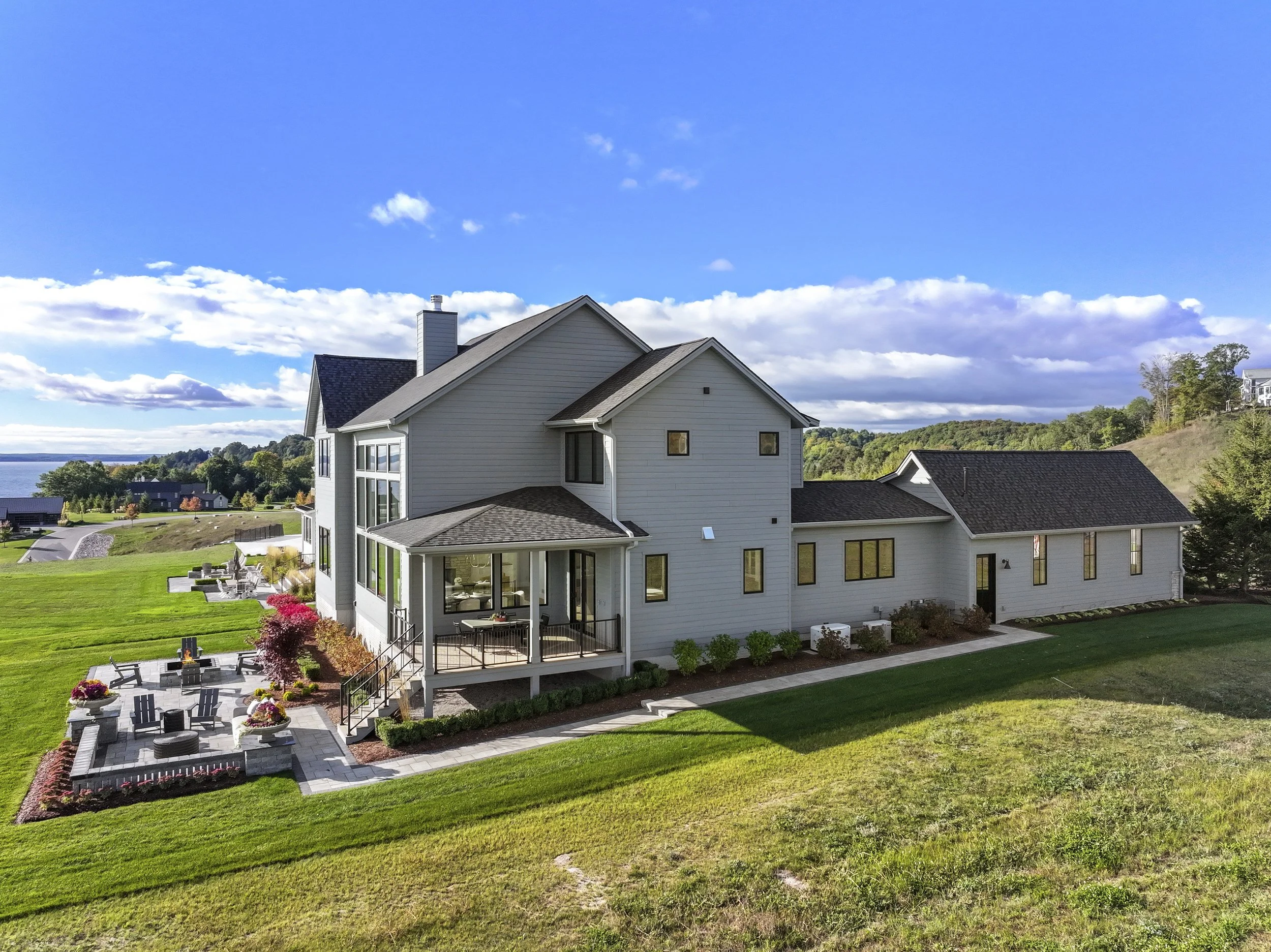 15772 Waters Edge8.JPG