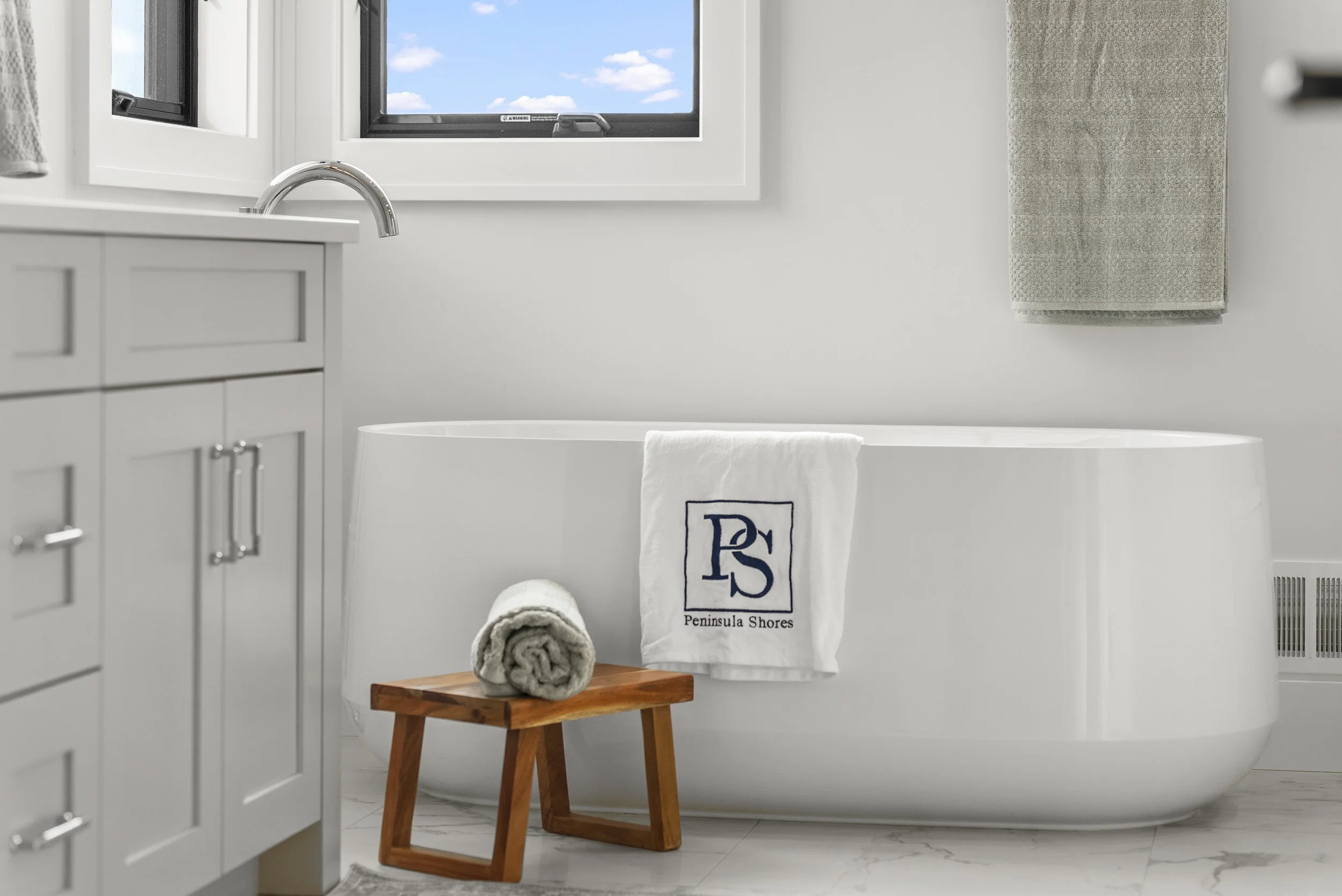 15772 Waters Edge85.JPG