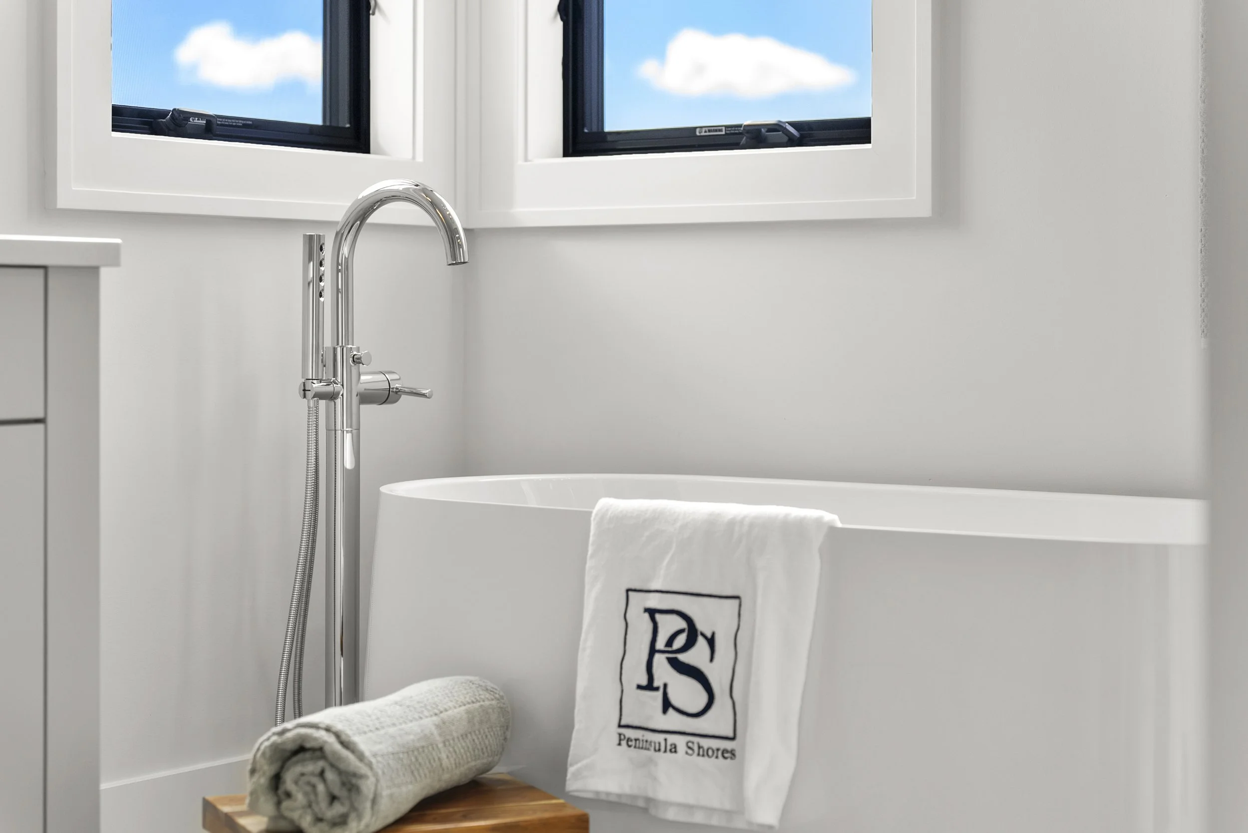 15772 Waters Edge86.JPG