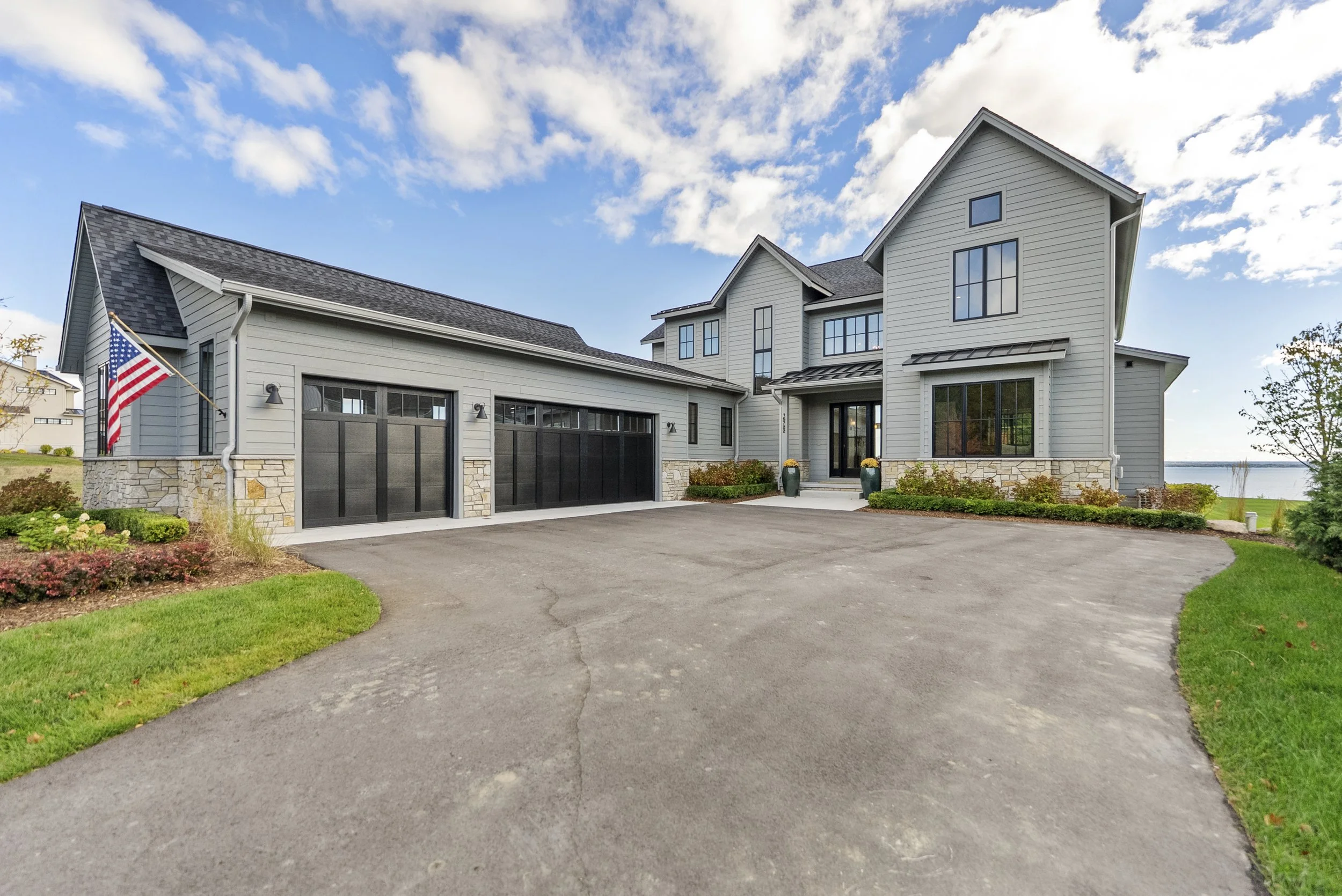 15772 Waters Edge89.JPG