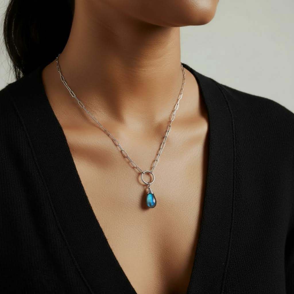 lab nyx in silver on model.png