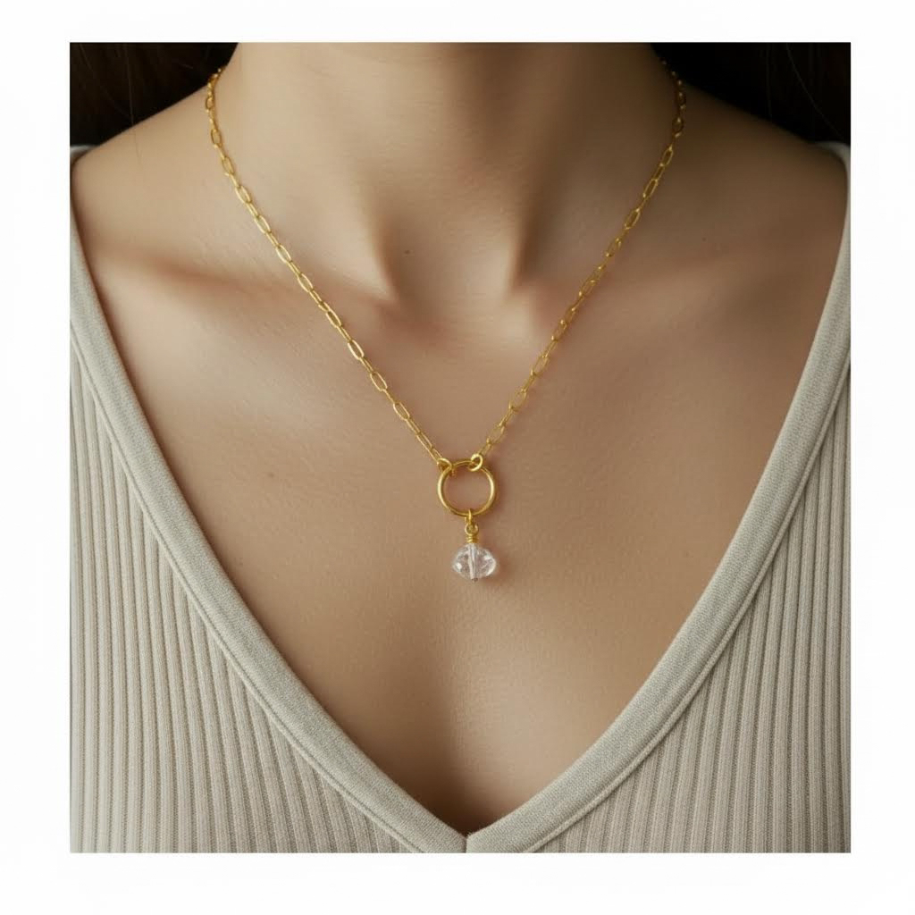 herk nyx in gold on model.png