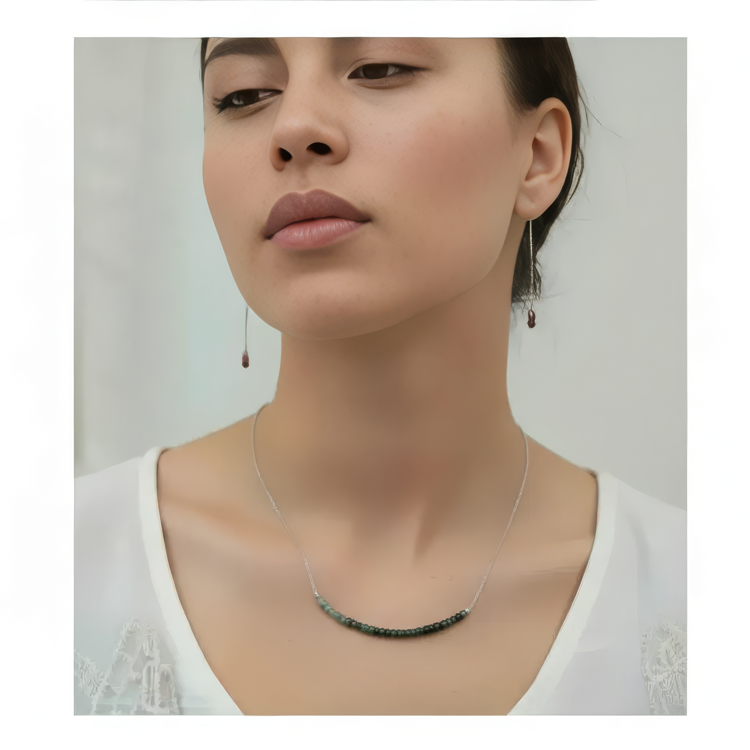 emeral iris in silver.png