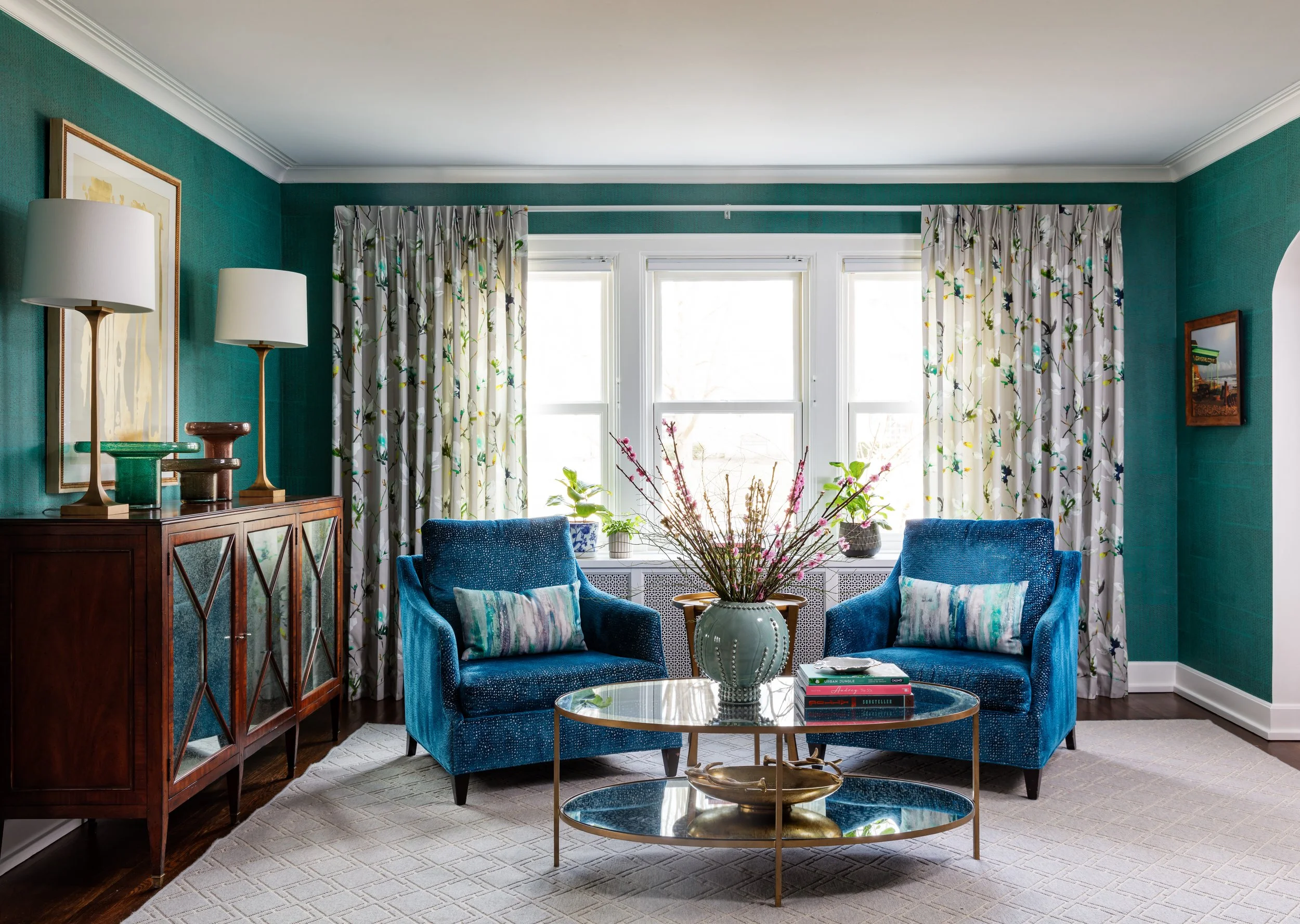 traditional-living-room-with-comfortable-teal-chairs.jpg