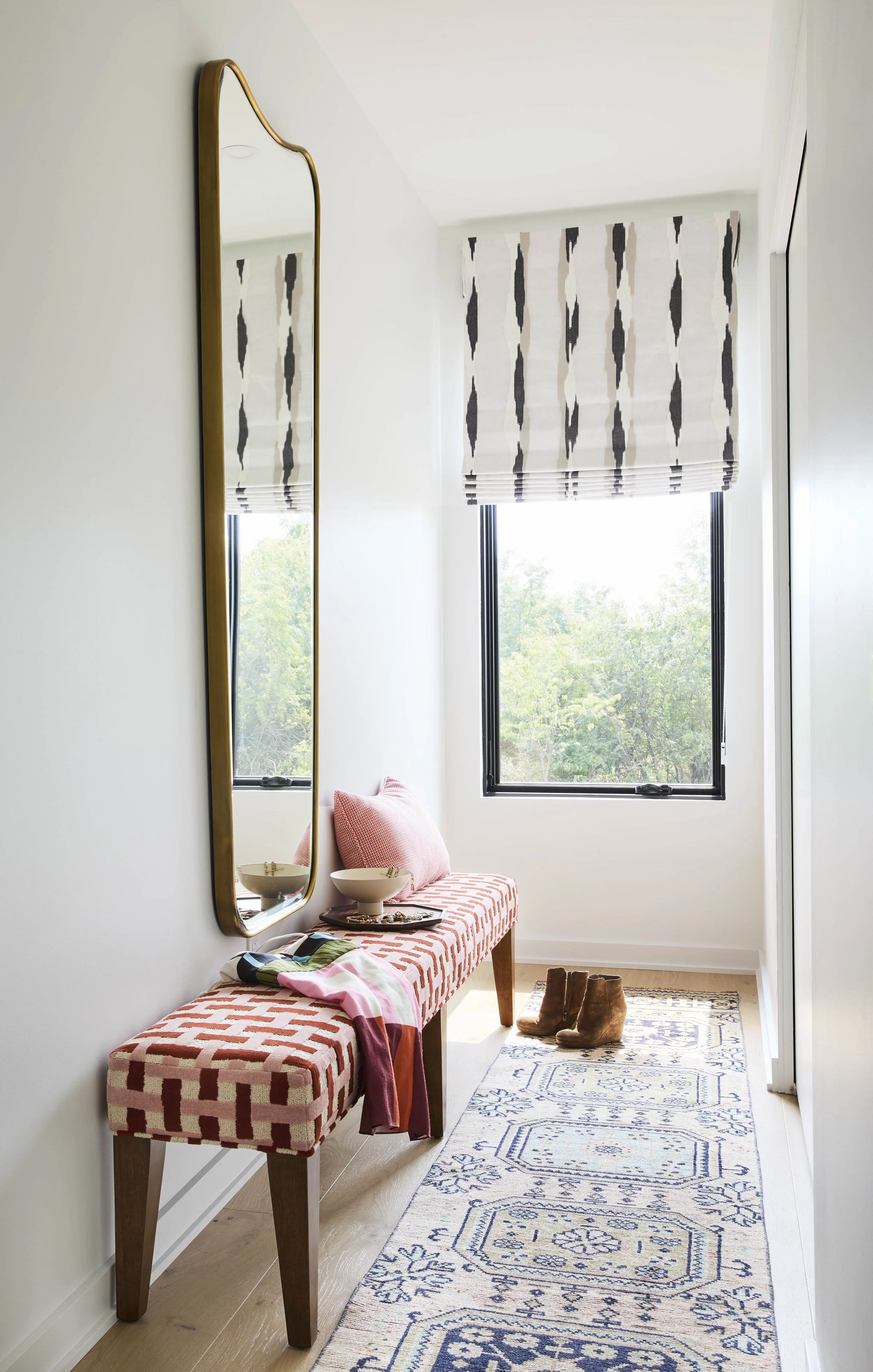 modern-hallway-design-idea