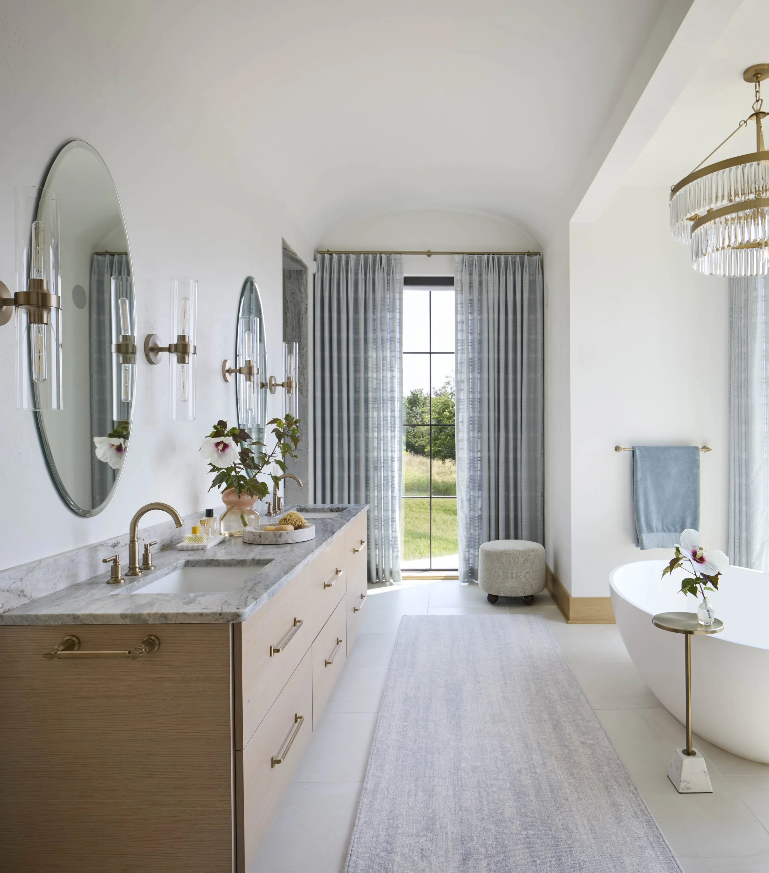 26 - Primary Bath (1).jpg